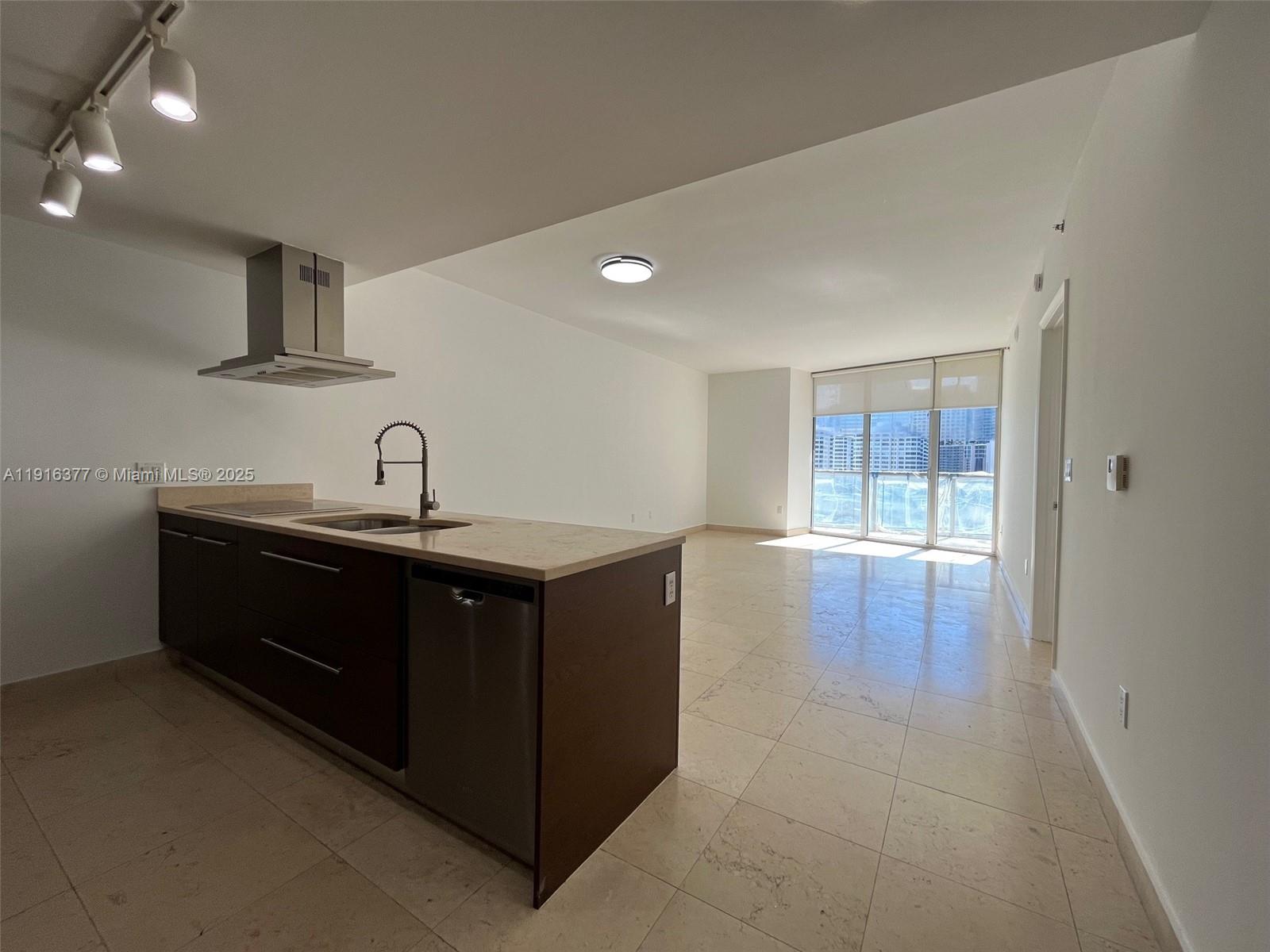 Icon Brickell No Two