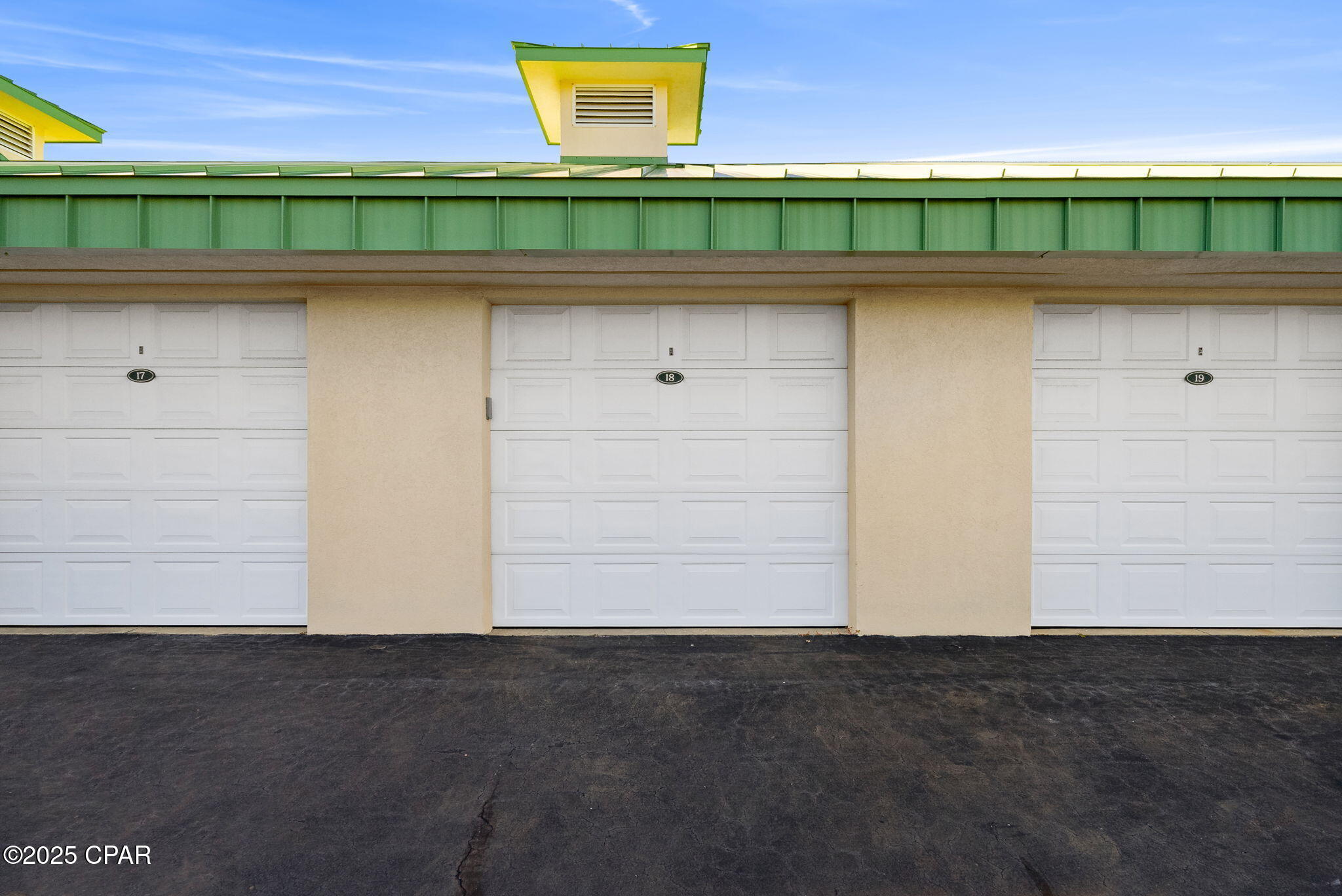 Image 30 For 4421 Thomas Drive 101