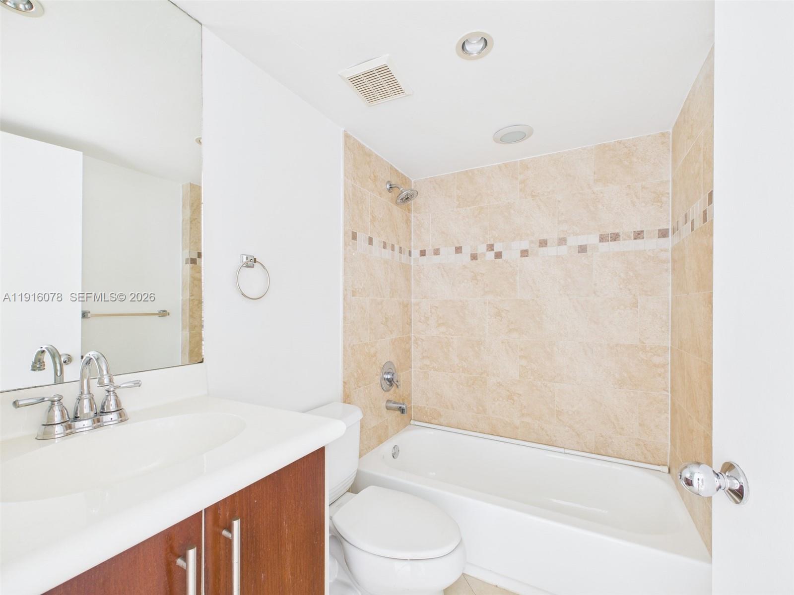 3300 NE 192nd St 1202