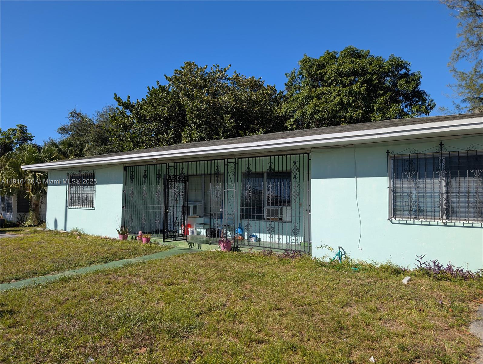 Homes for sale in North Miami Beach, FL | 335   337 Ne 168th St, North Miami Beach, FL 33162 | MLS# A11916430