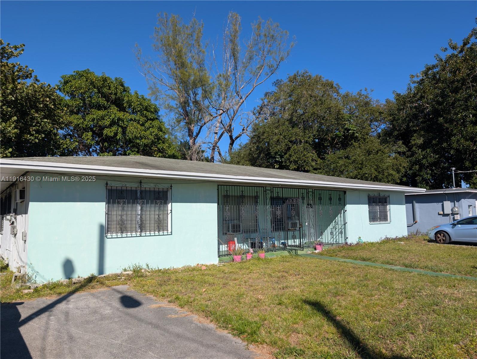 Homes for sale in North Miami Beach, FL | 335   337 Ne 168th St, North Miami Beach, FL 33162 | MLS# A11916430