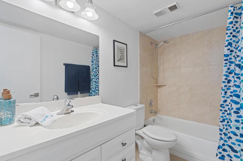 Lavers Delray Racquet Clu