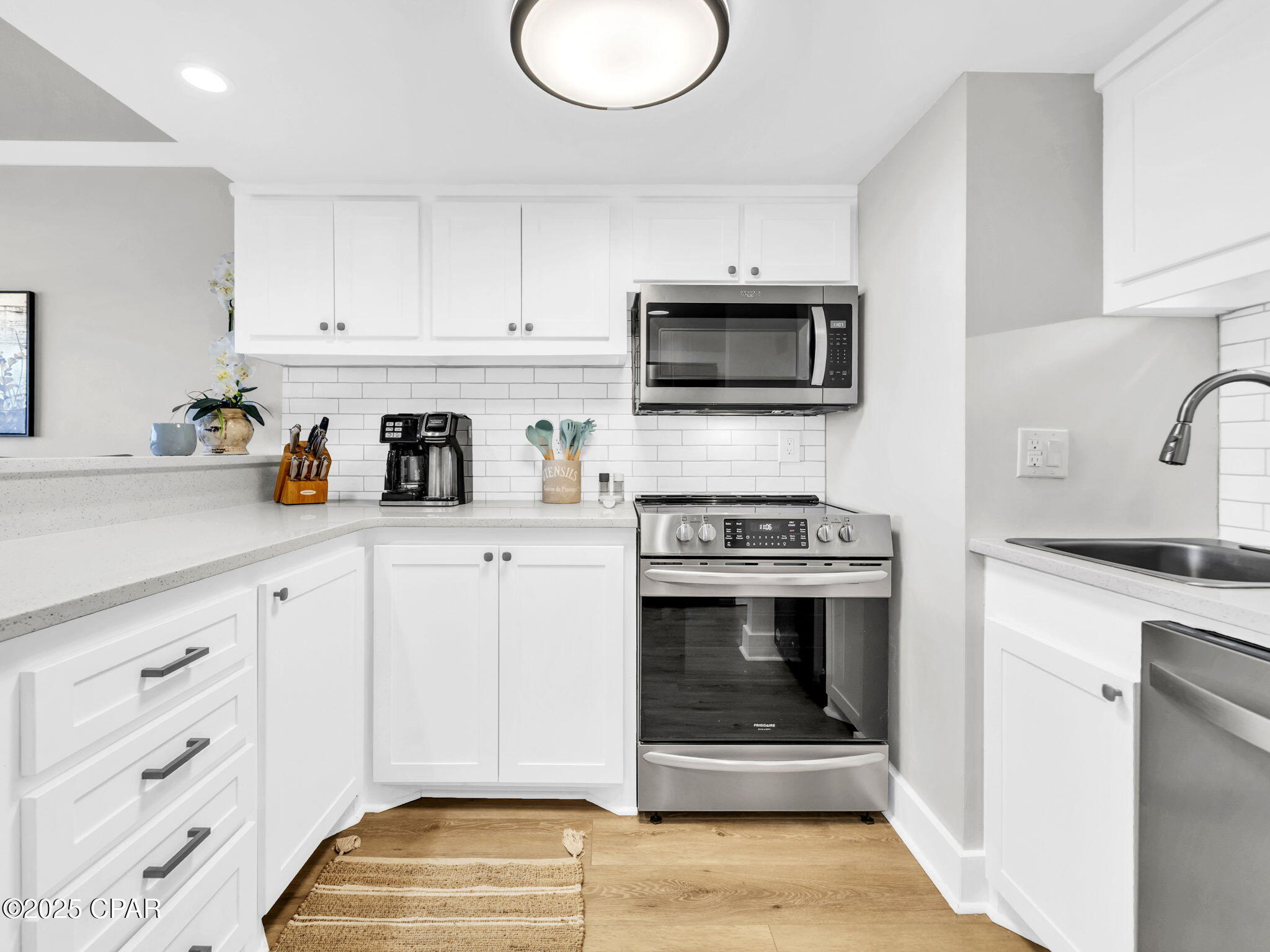 Image 21 For 23223 Front Beach Road 138