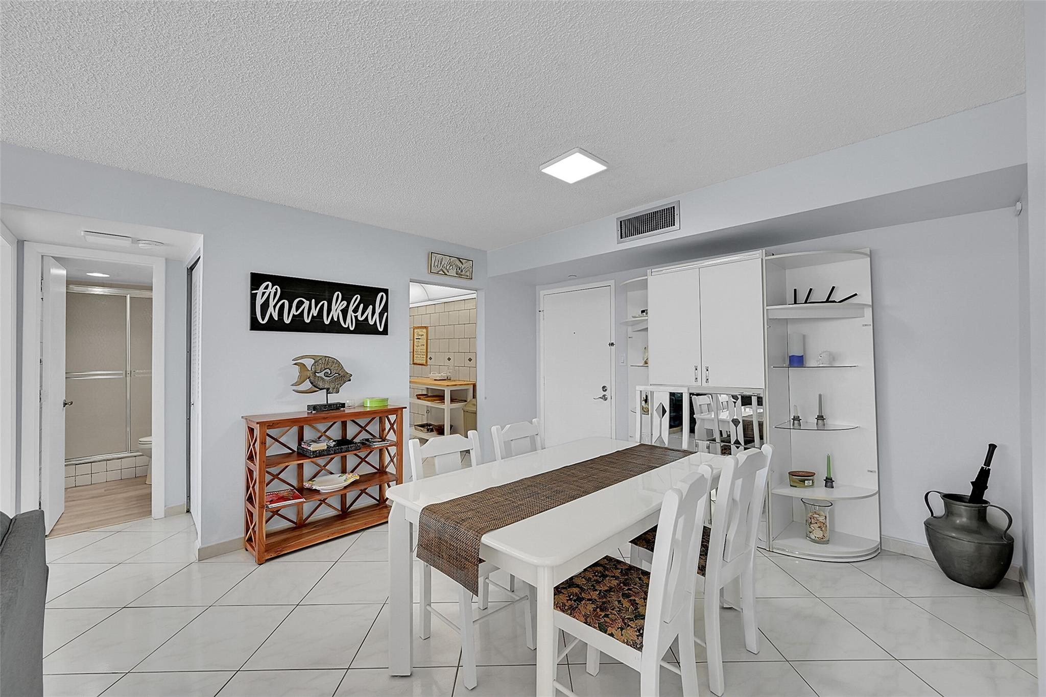 Silver Thatch Atlantic Pl