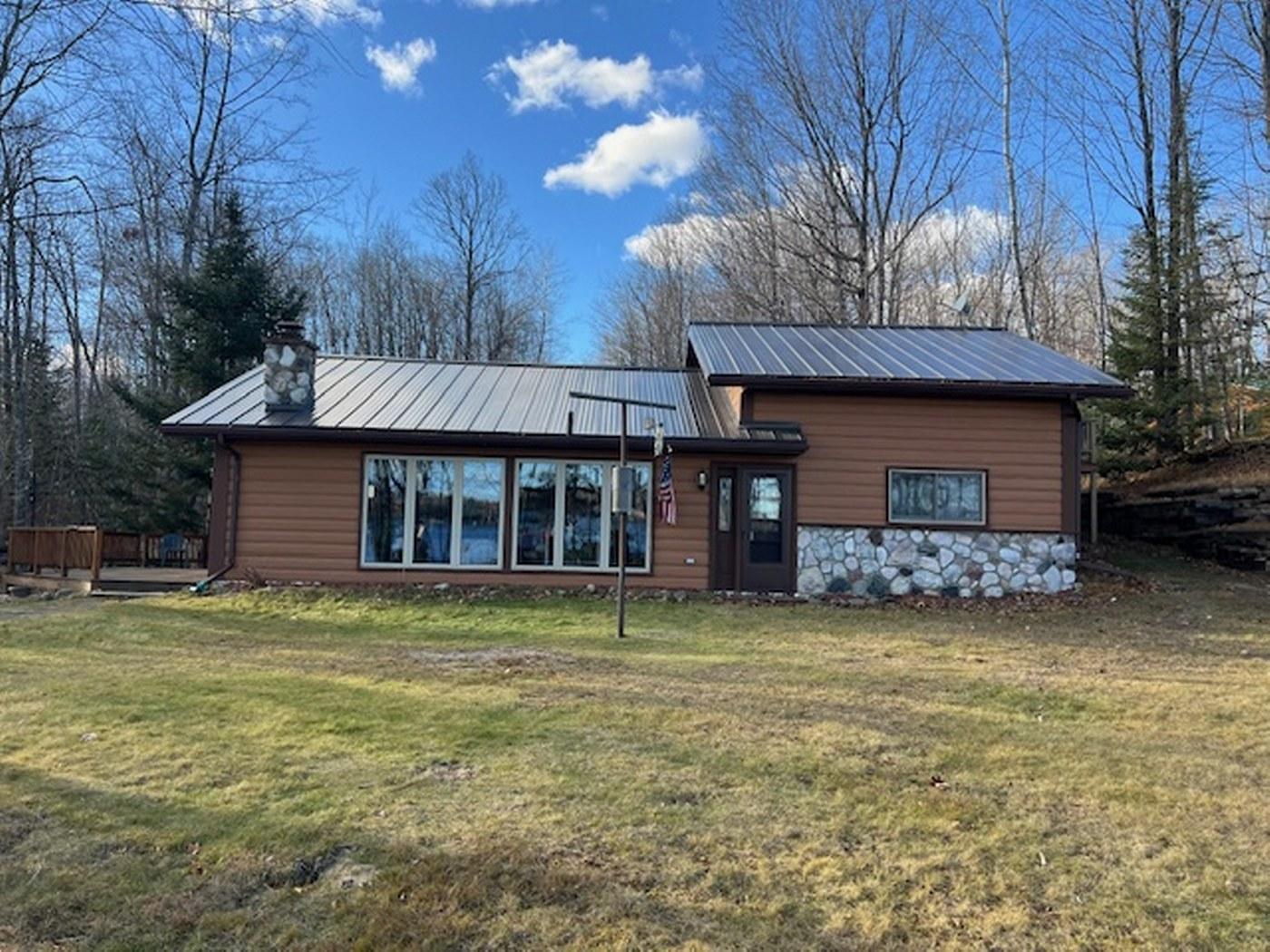 Lily Lake house picture