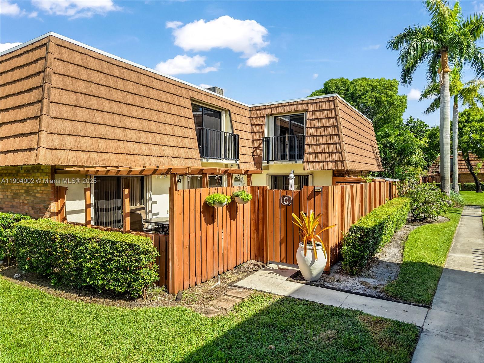 Pine Island Ridge Section