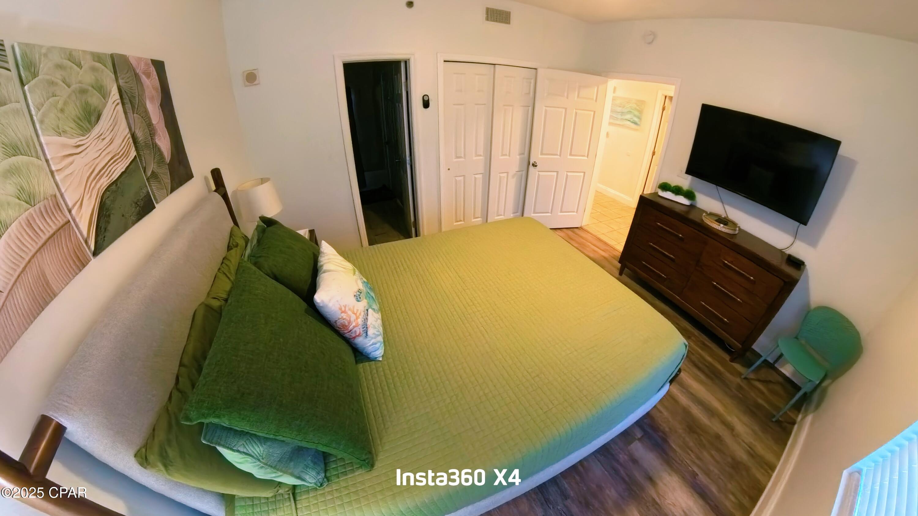 Image 24 For 9860 Thomas Drive 1412