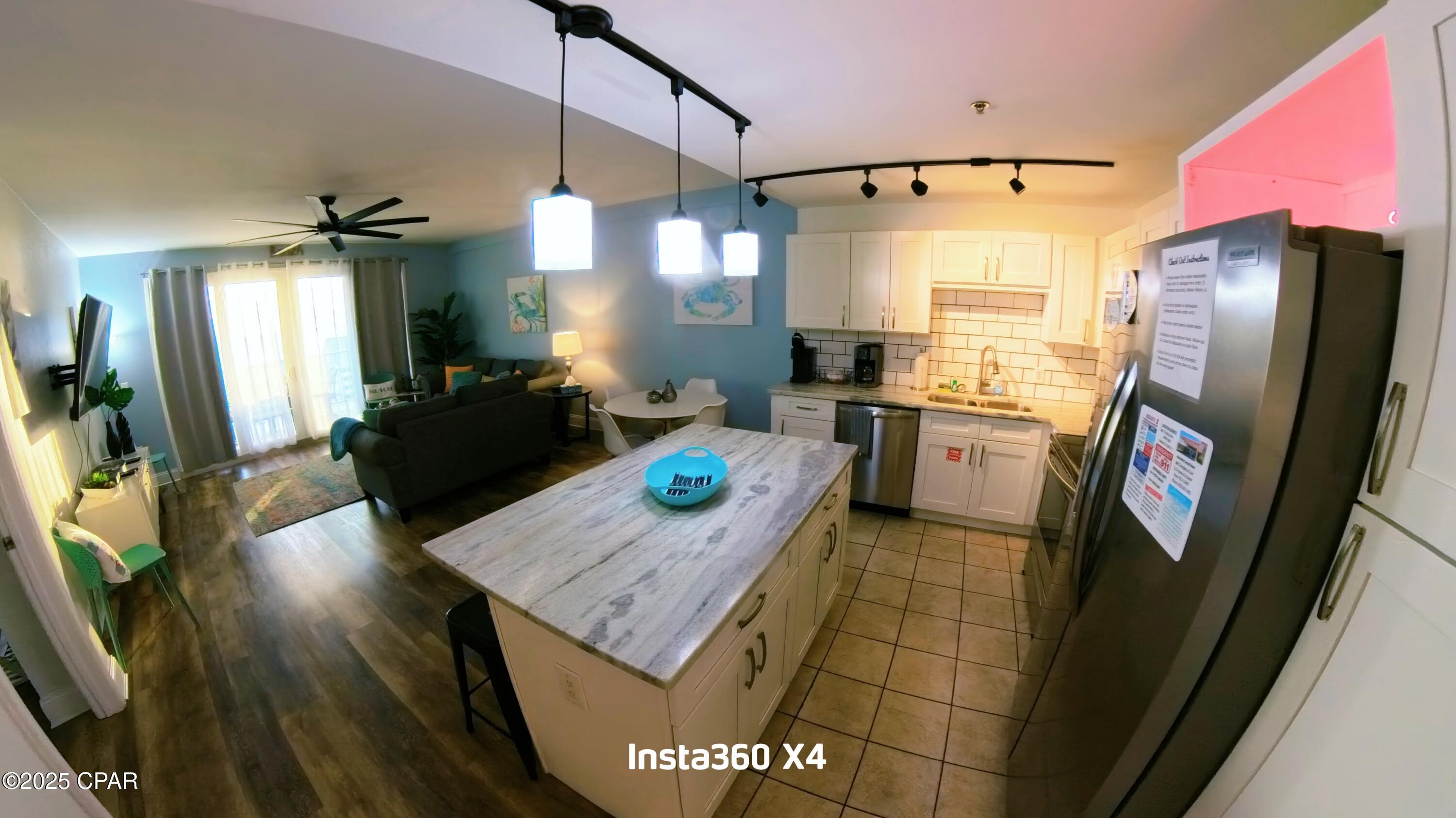 Image 3 For 9860 Thomas Drive 1412