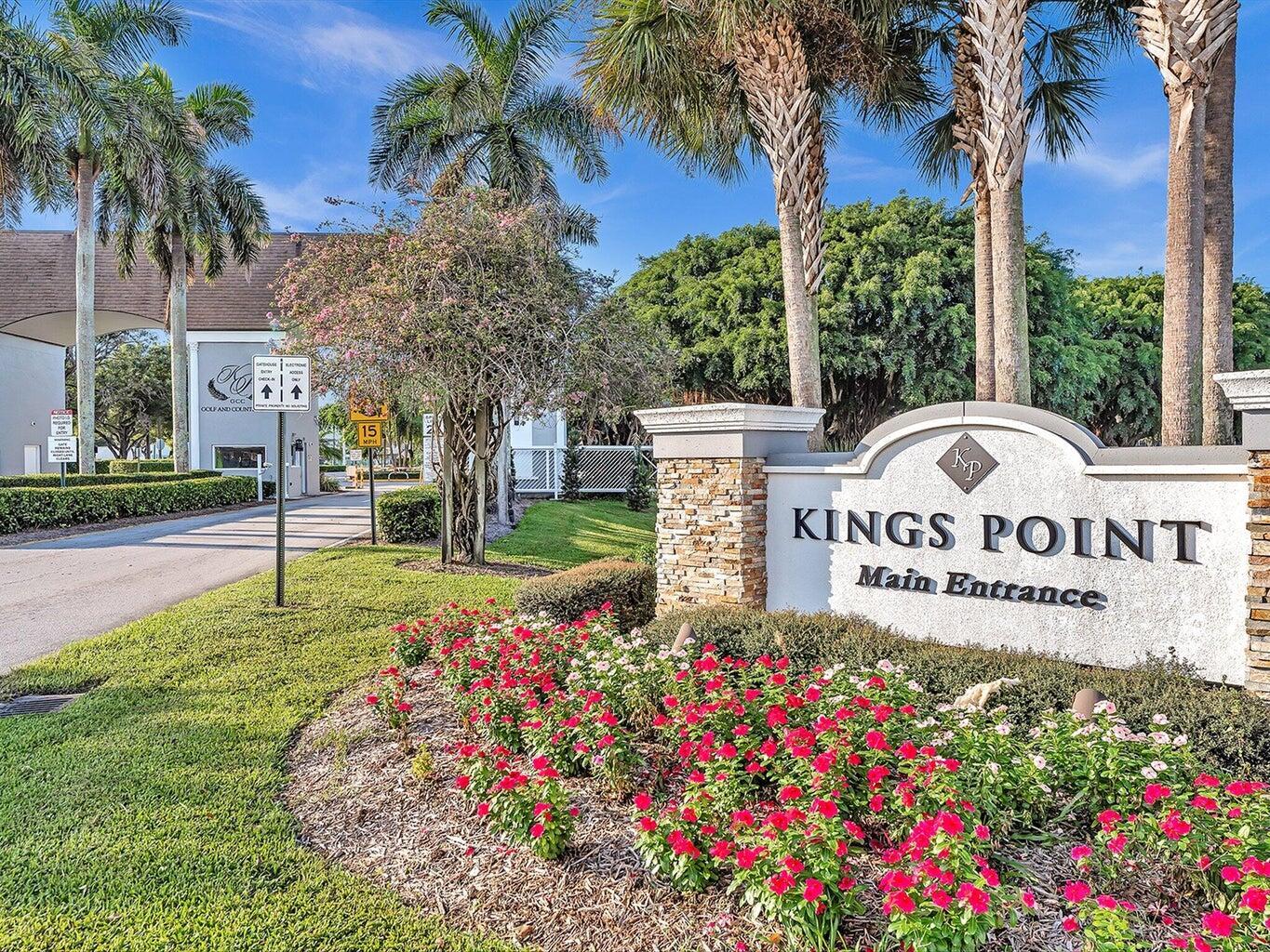 Kings Point Burgundy Cond