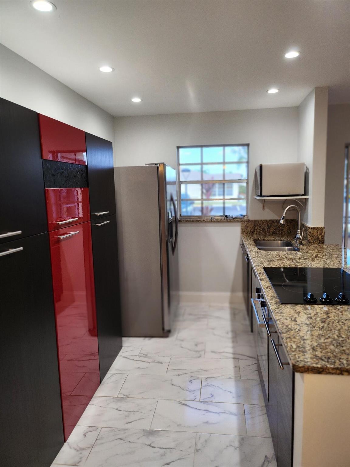 High Point Of Delray West