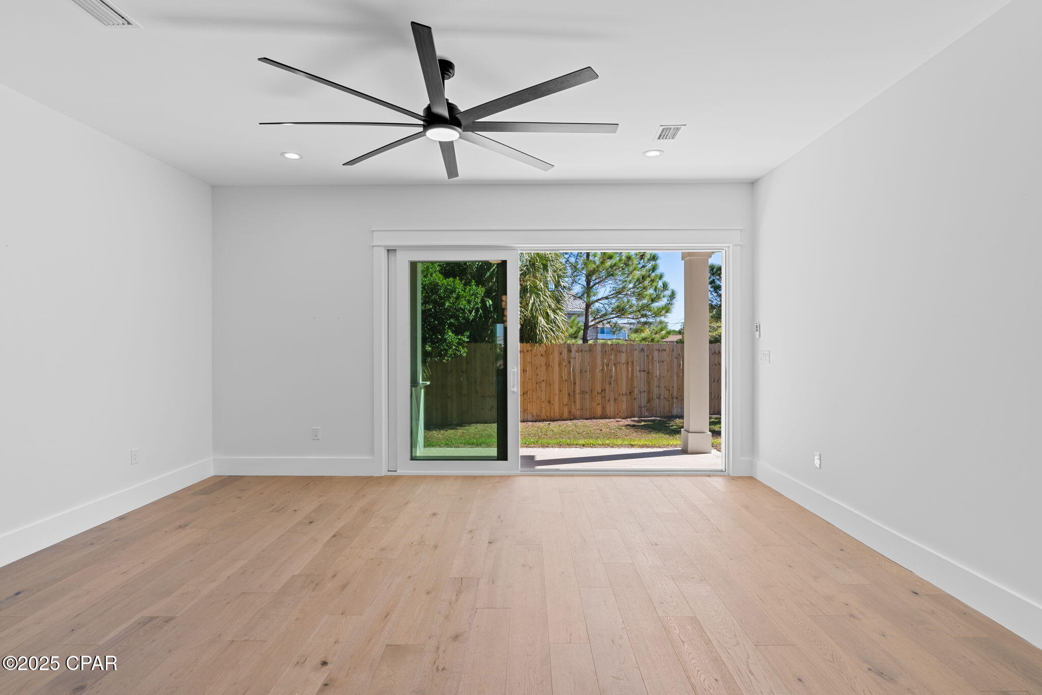 Image 25 For 848 Tropic Avenue