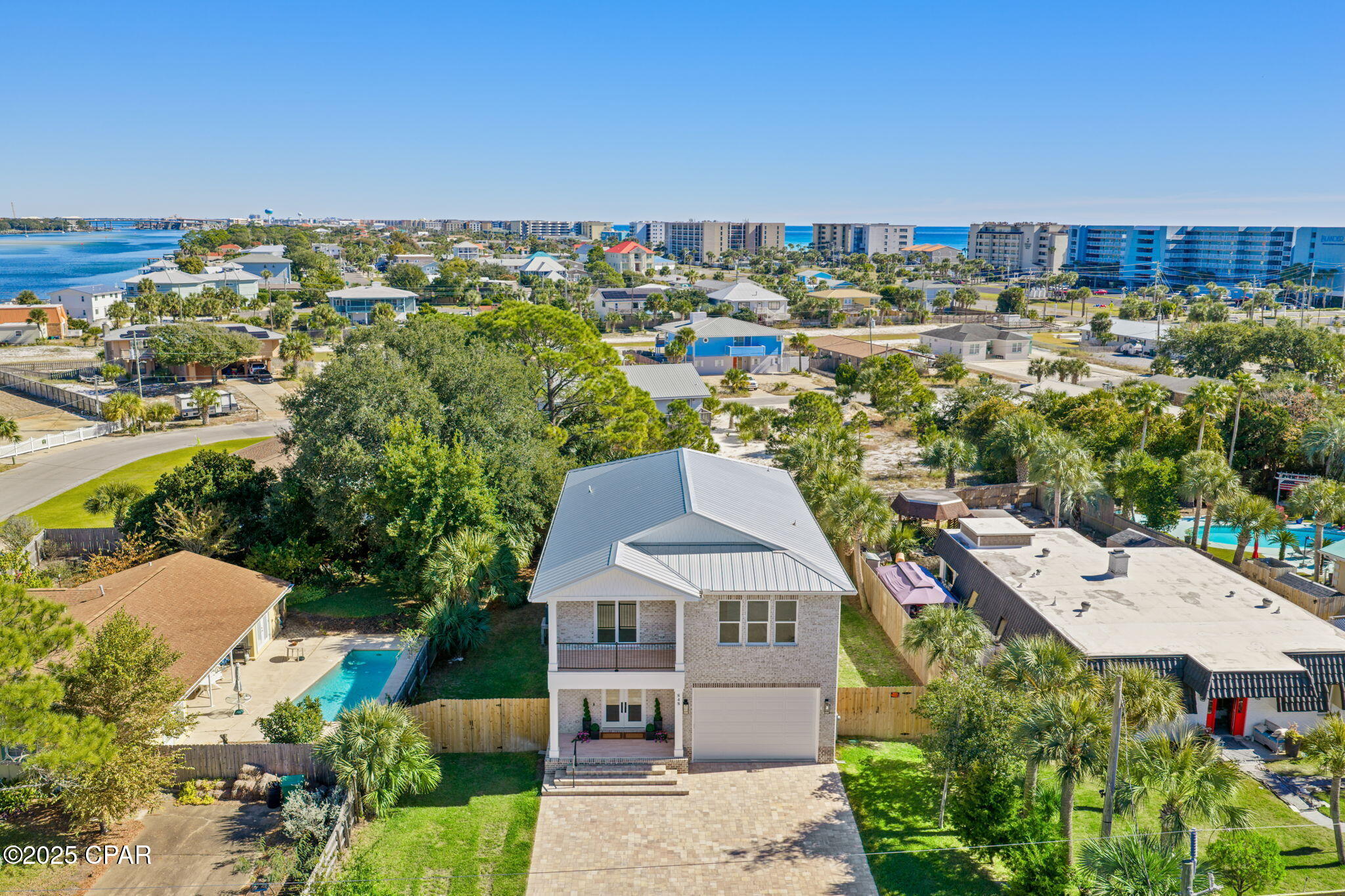 Image 3 For 848 Tropic Avenue