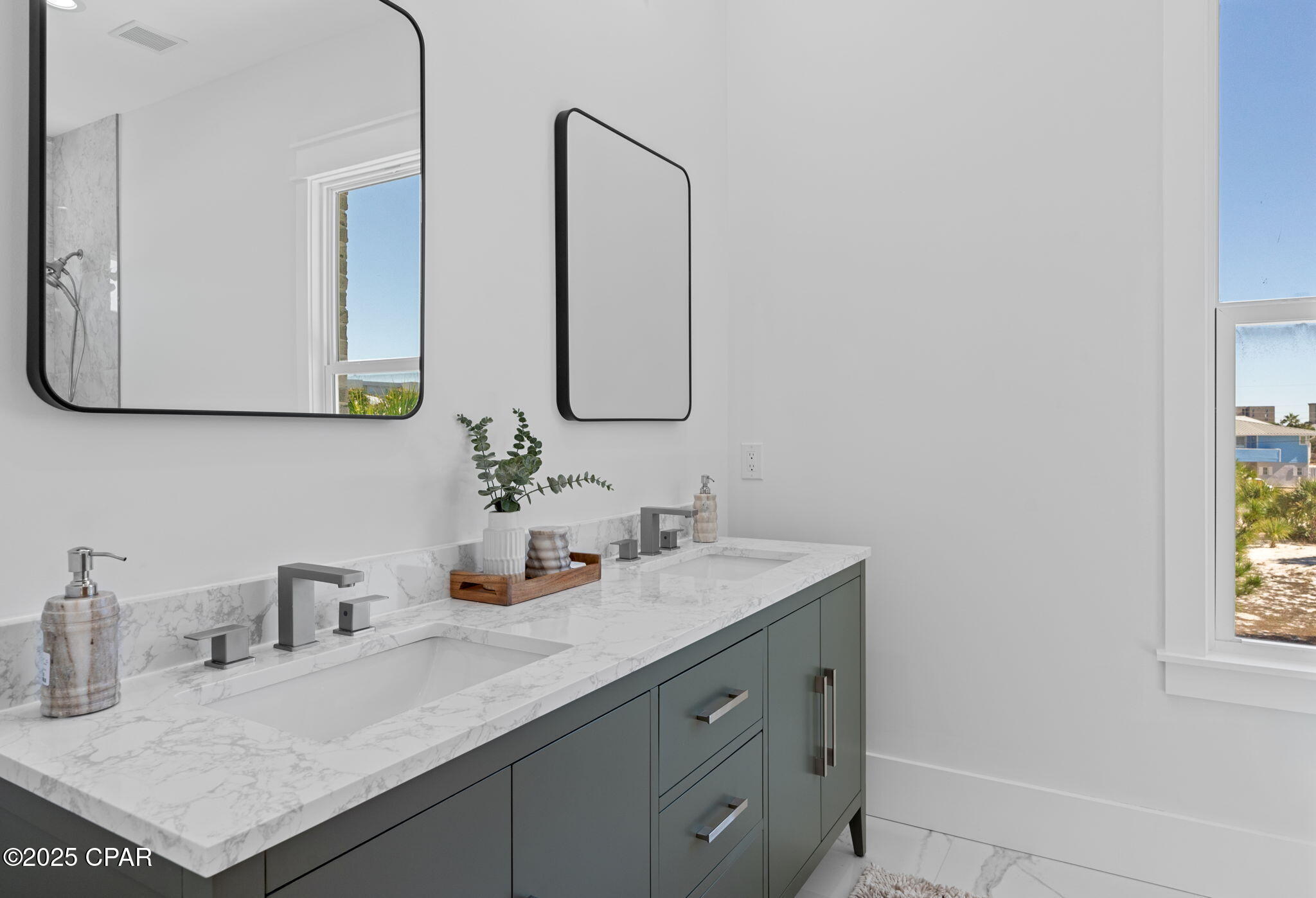 Image 60 For 848 Tropic Avenue