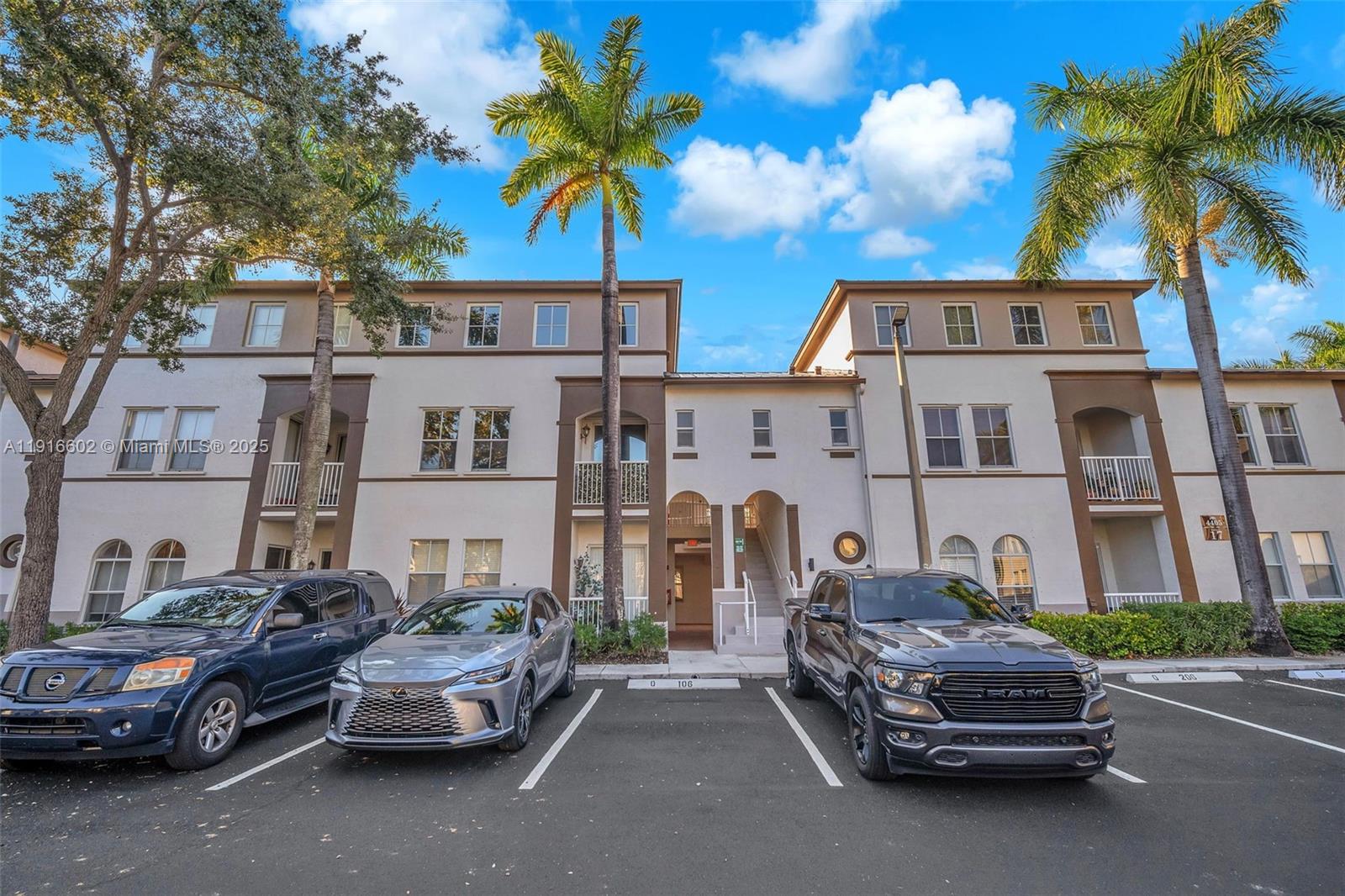 Courtyards One Condo