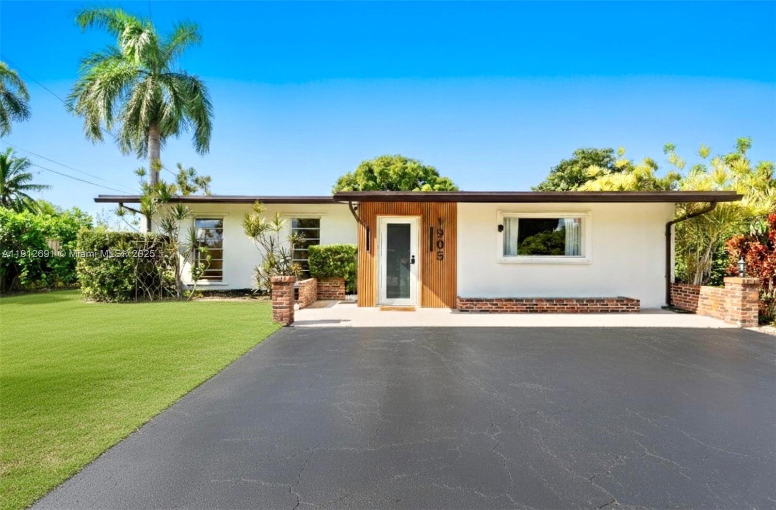 1905 62nd Ter, Margate, Florida 33063