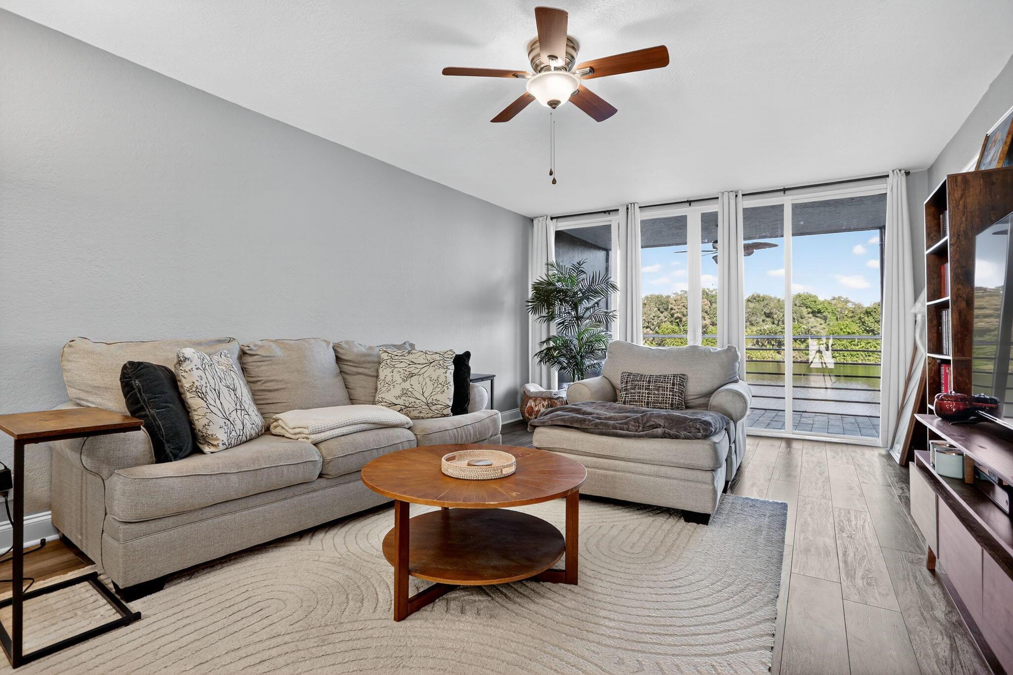 Poinciana 5 Of Pine Islan