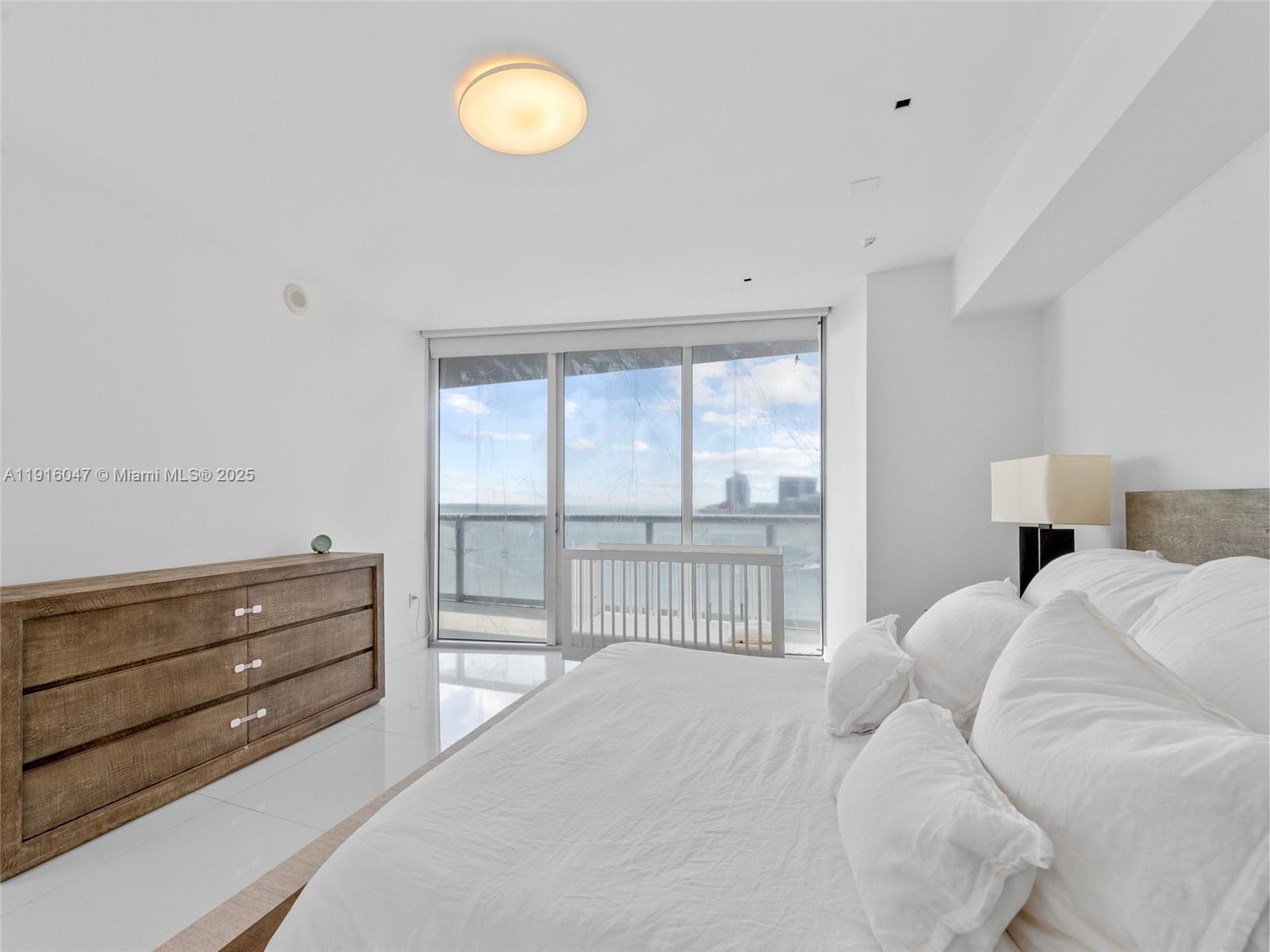 495 Brickell Ave #3801, Miami FL 33131