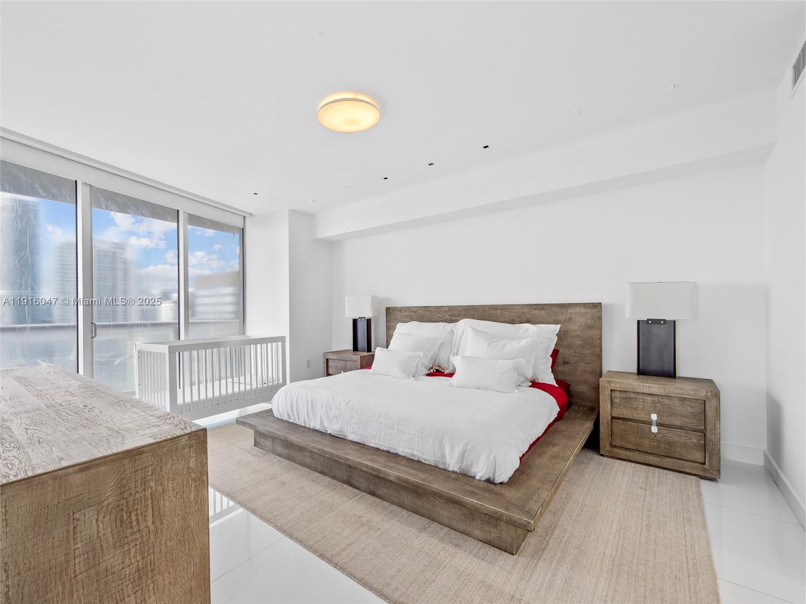 495 Brickell Ave #3801, Miami FL 33131