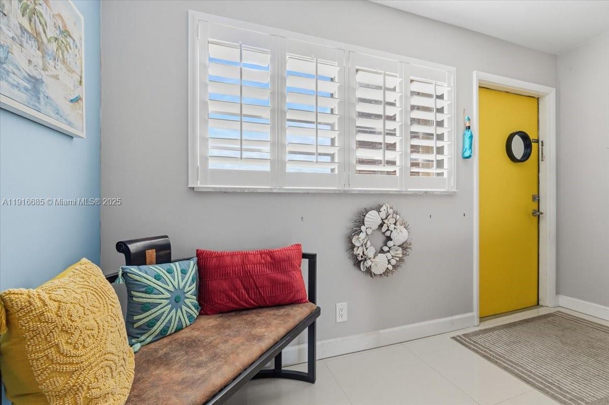 Crystal Lake Condo 4100