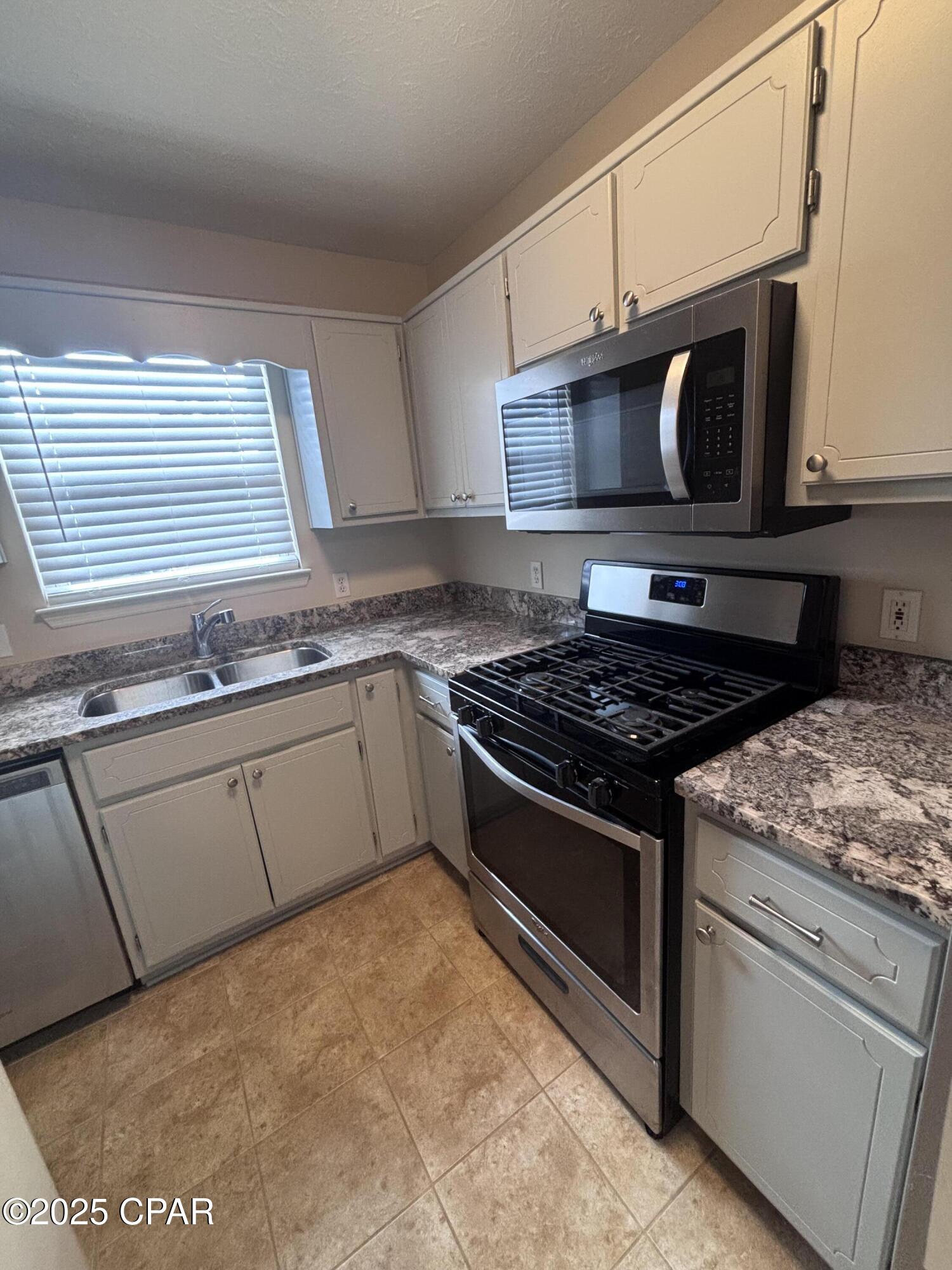 Image 4 For 6588 Harbour Boulevard