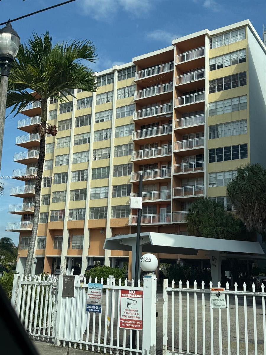 2025 164th St Unit 605, North Miami Beach, Florida 33162