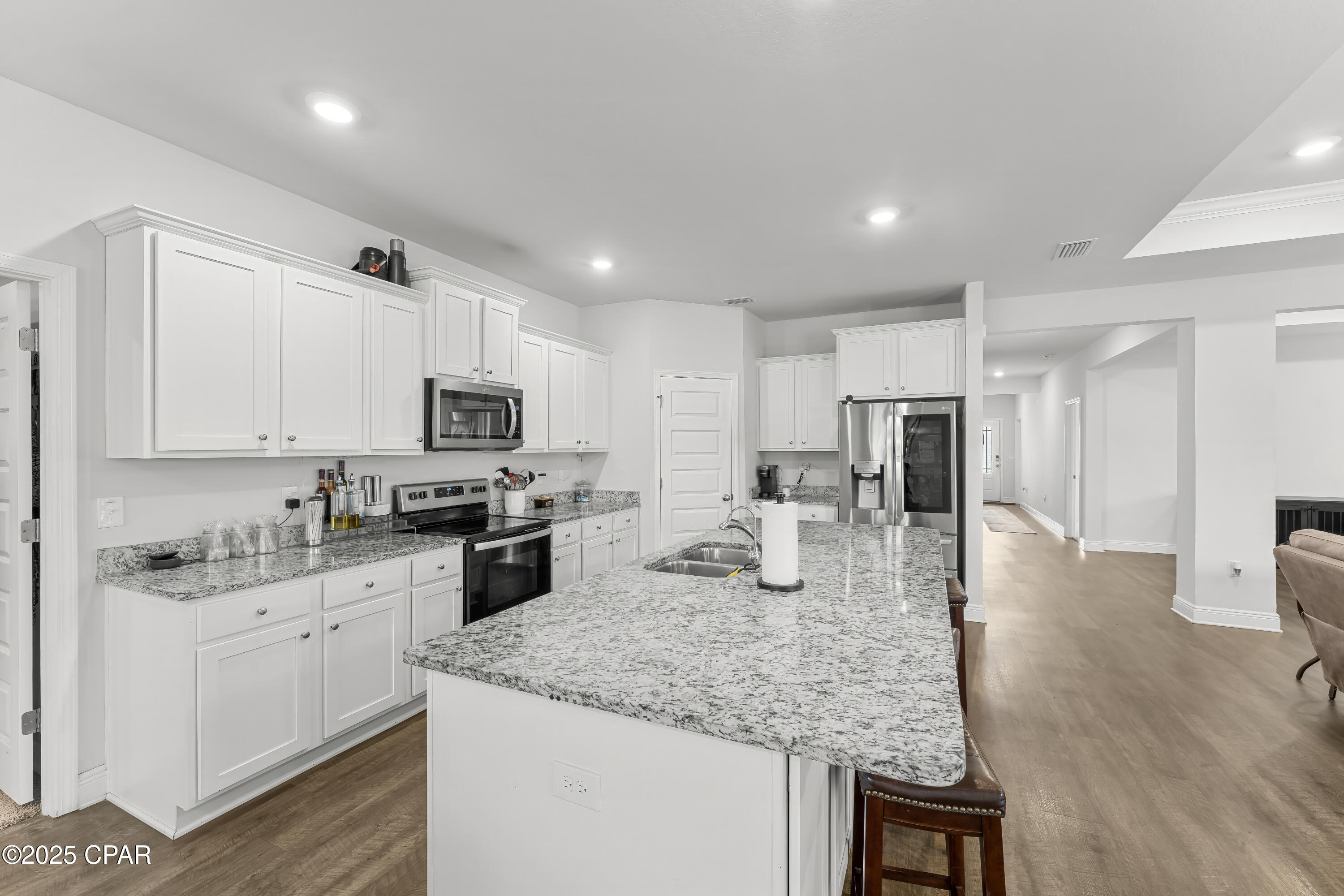 Image 24 For 301 Allie Way