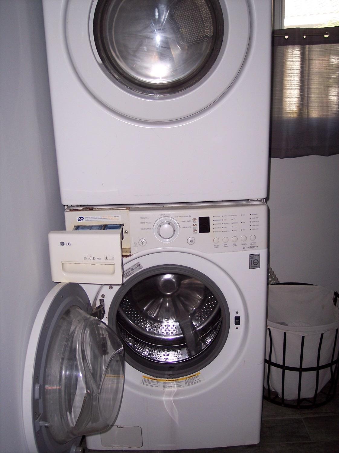 Photo 18 of home located at 9921 NW 38th St, Coral Springs FL