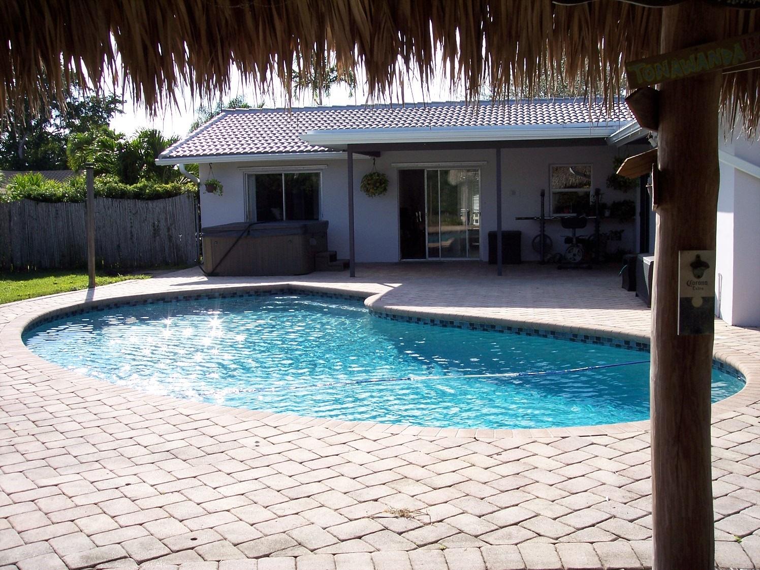 Photo 31 of home located at 9921 NW 38th St, Coral Springs FL