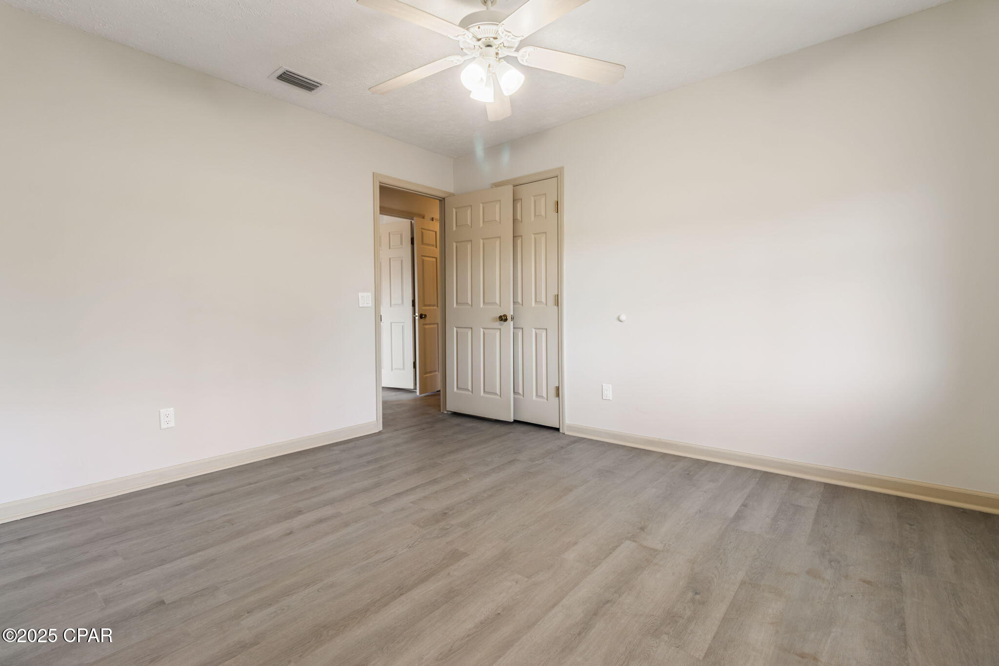 Image 12 For 22875 Parker Lane