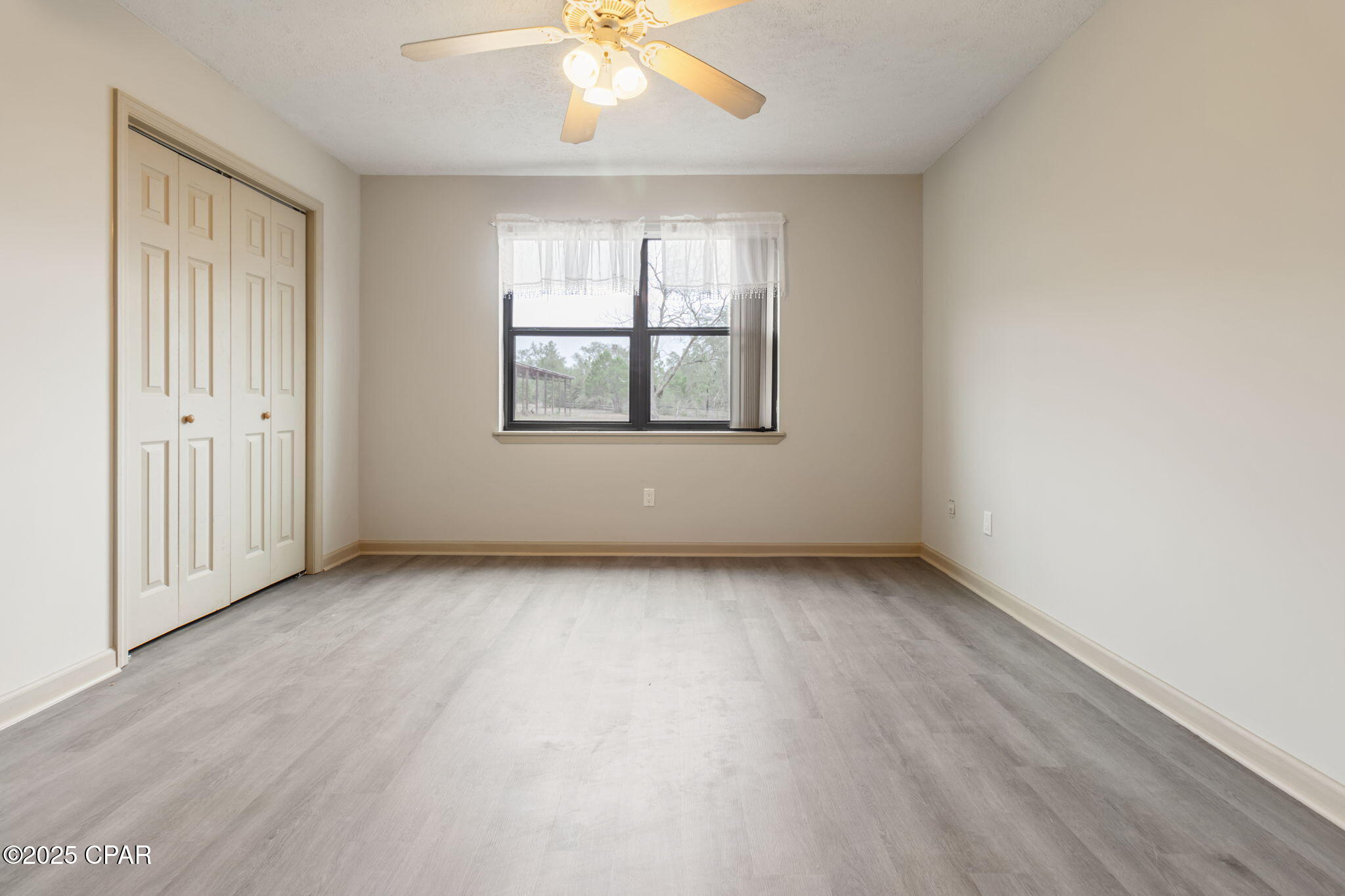 Image 14 For 22875 Parker Lane