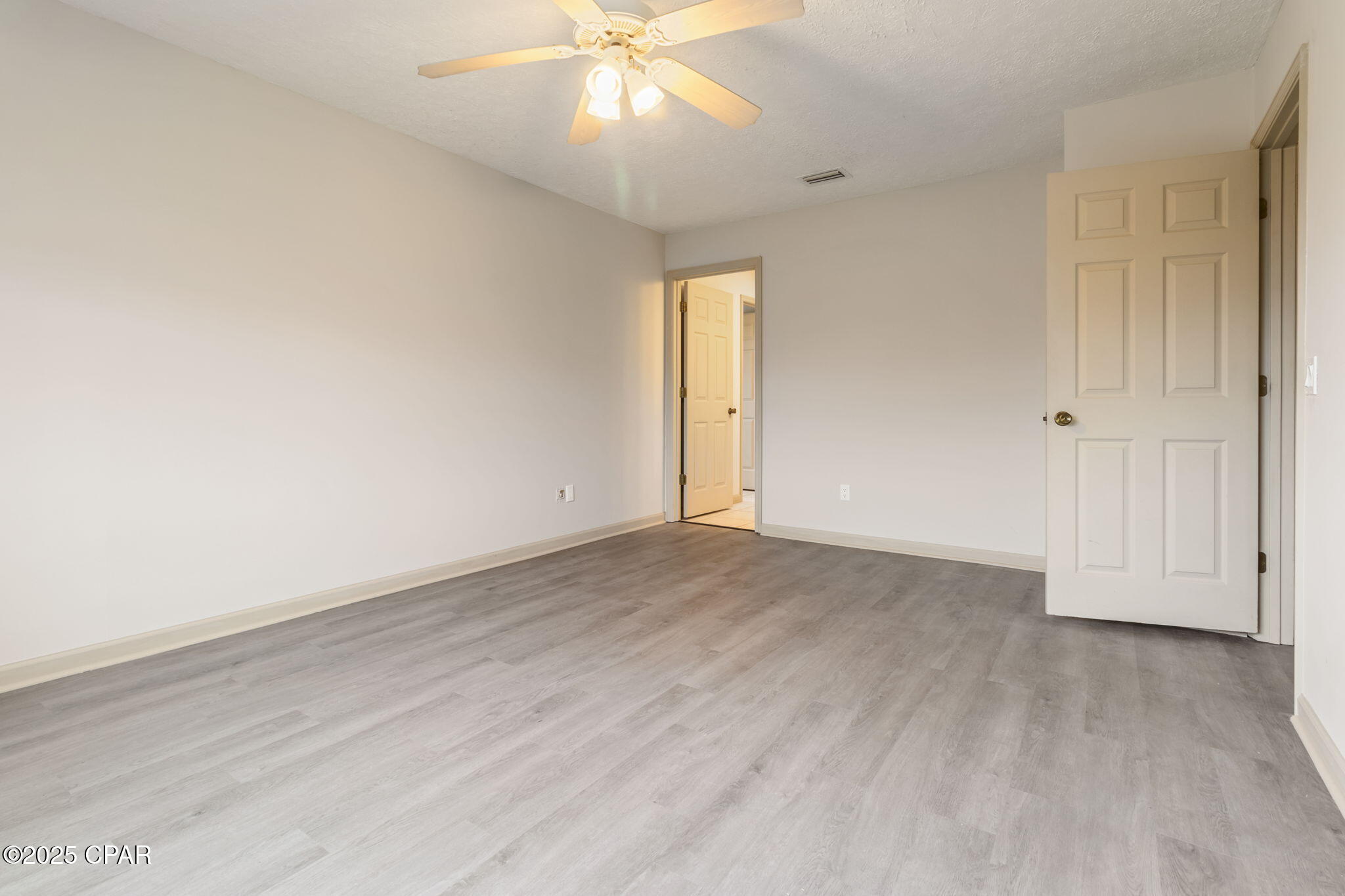 Image 15 For 22875 Parker Lane