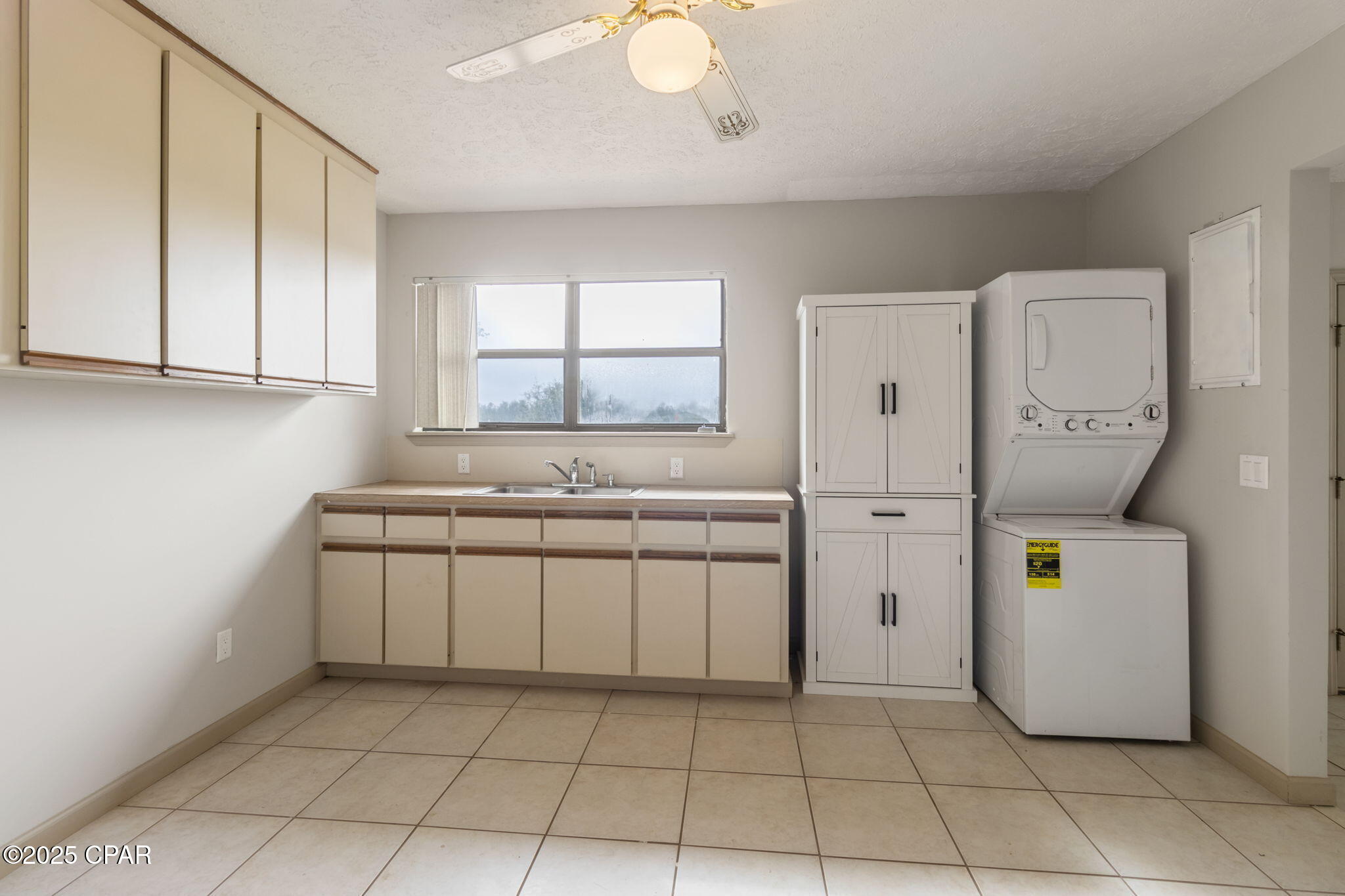 Image 22 For 22875 Parker Lane