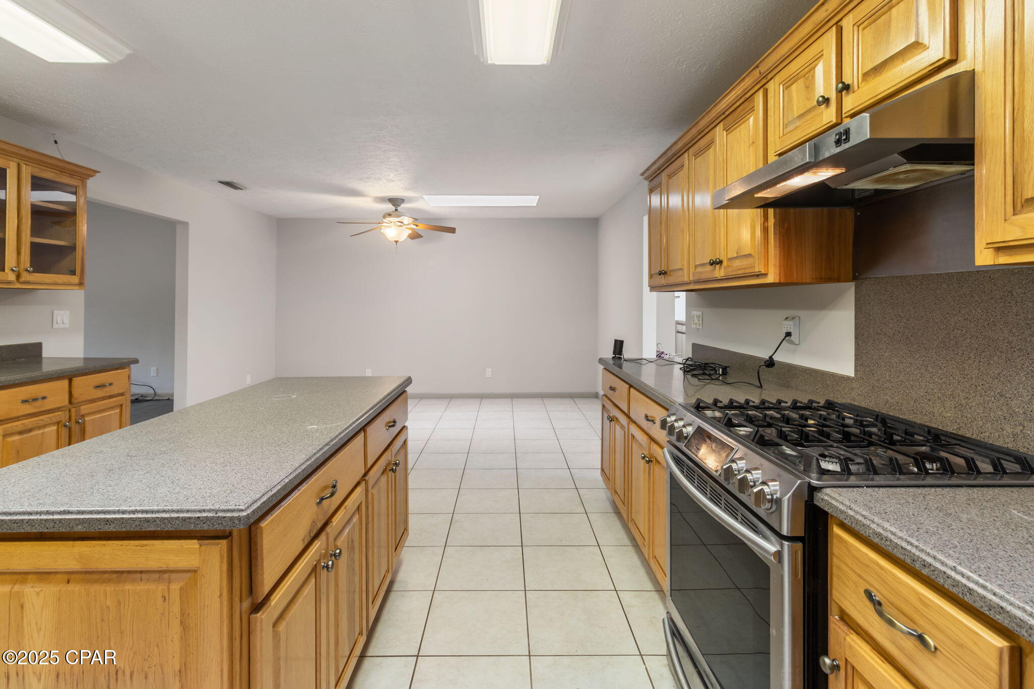 Image 29 For 22875 Parker Lane