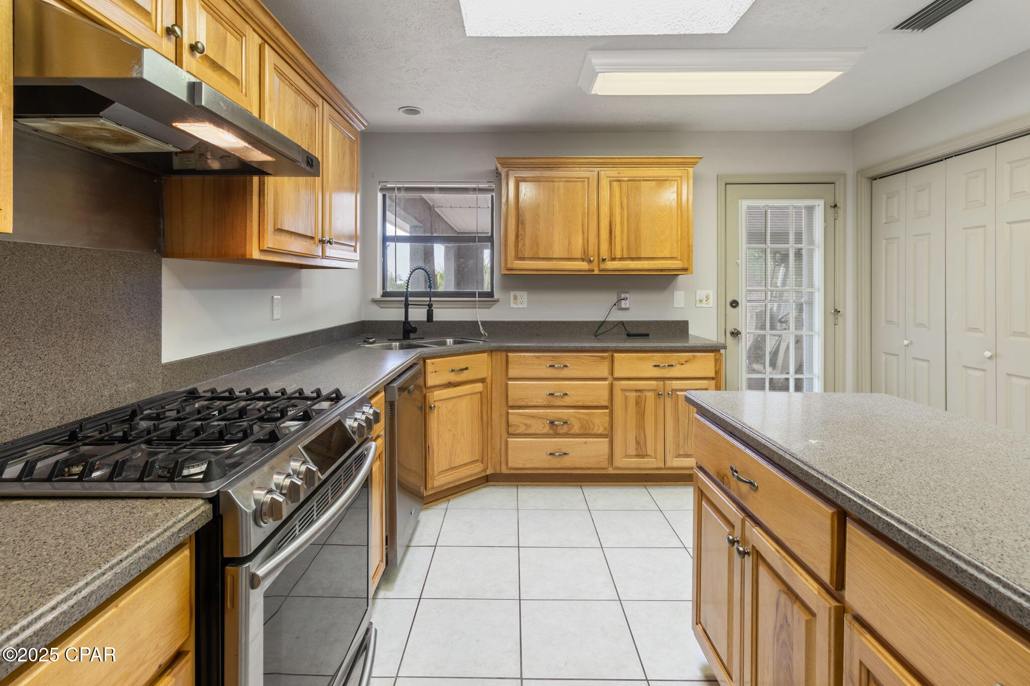 Image 30 For 22875 Parker Lane