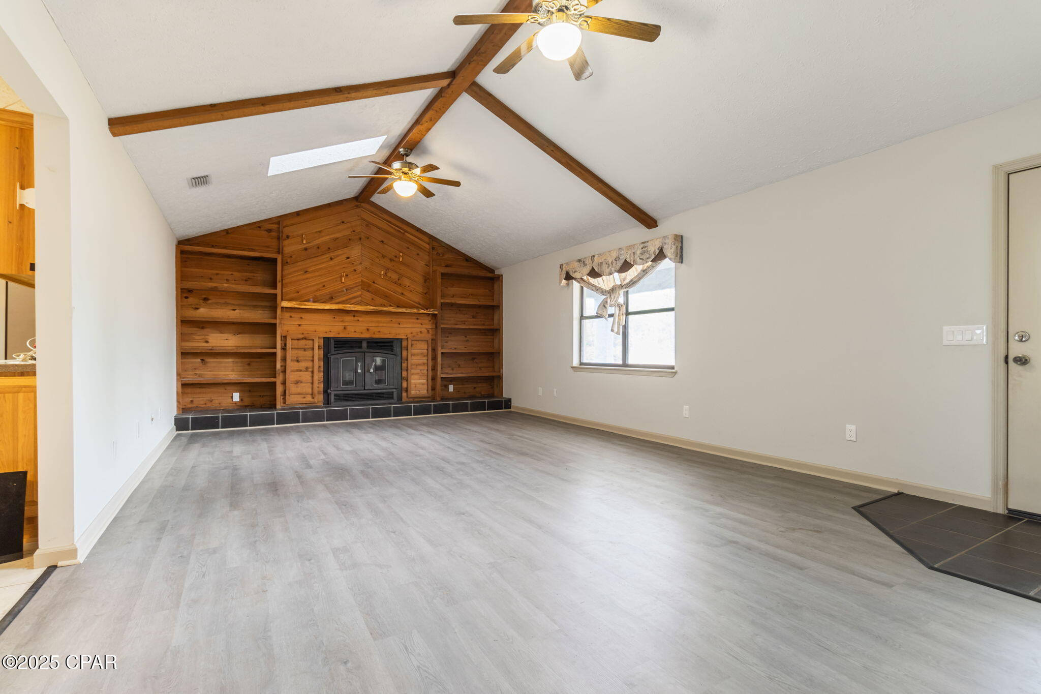 Image 7 For 22875 Parker Lane