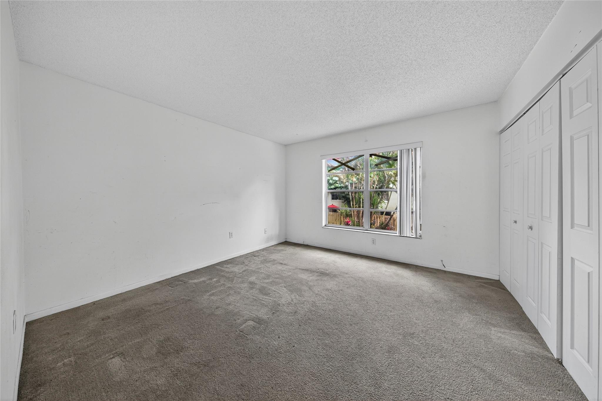 809 W Oakland Park Blvd J5