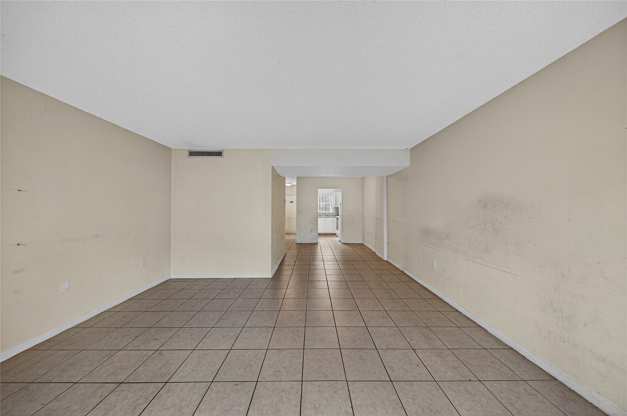 809 W Oakland Park Blvd J5