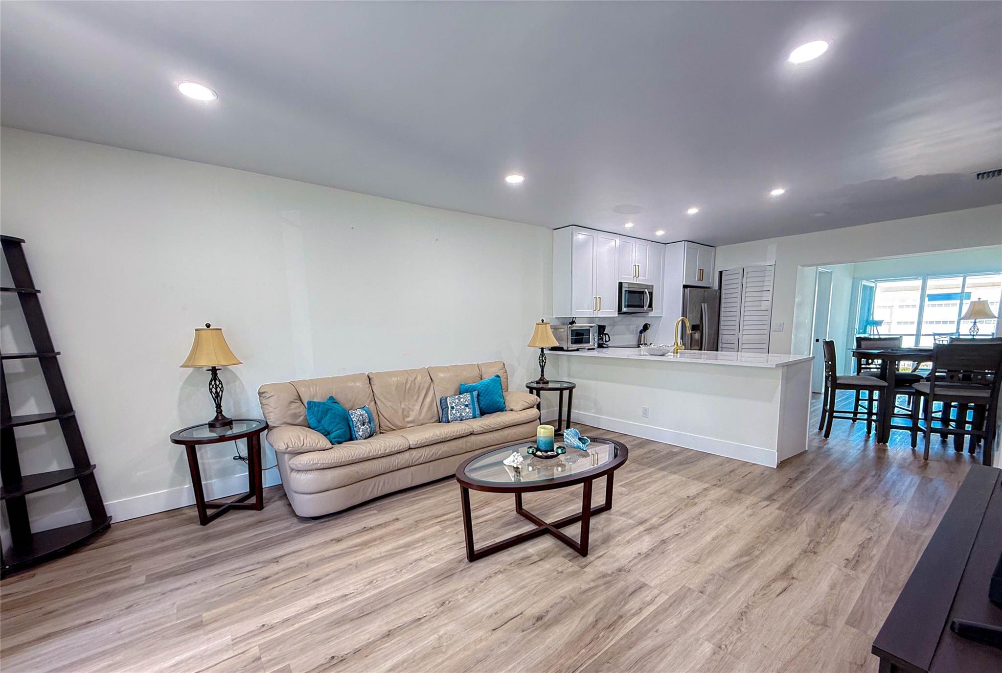 Fishermans Landing Add