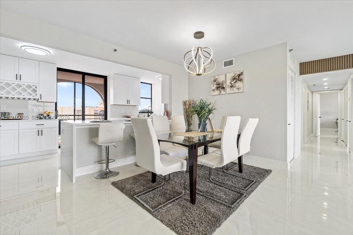 Promenade At Boca Pointe