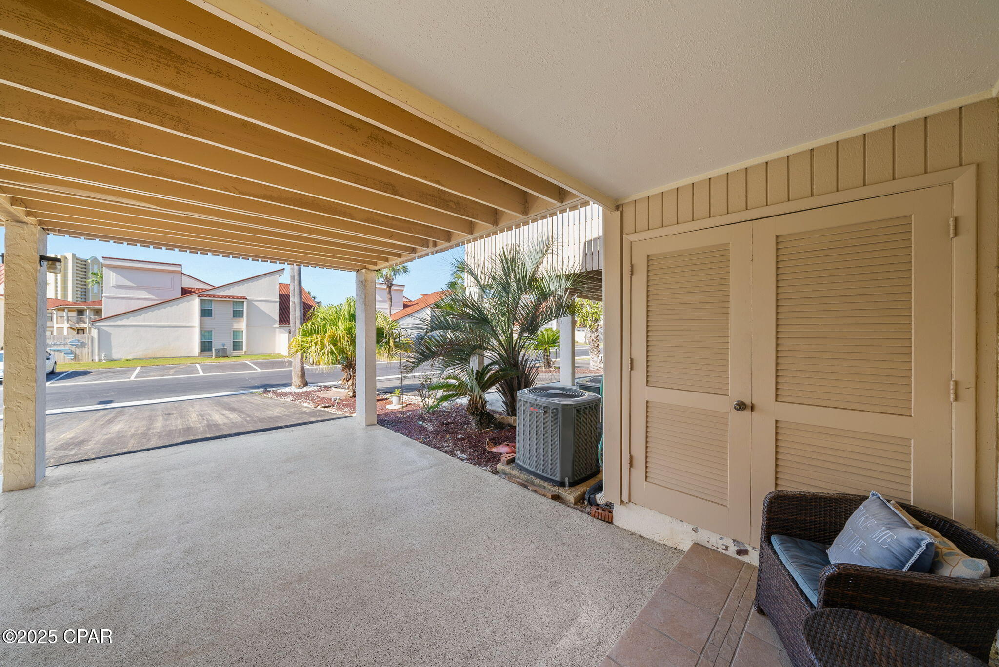 Image 26 For 17462 Front Beach Road 5 D-5