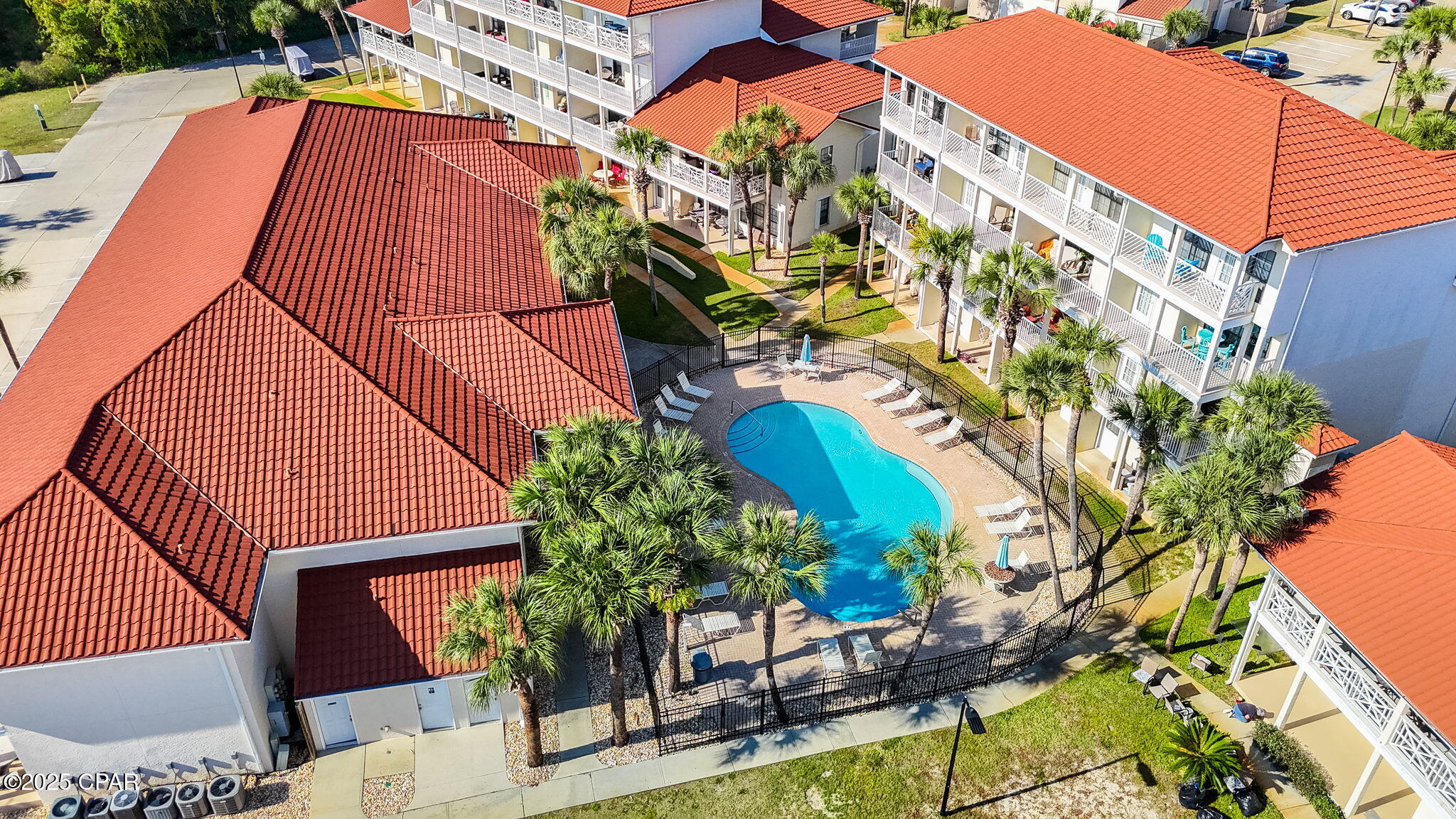 Image 27 For 17462 Front Beach Road 58206