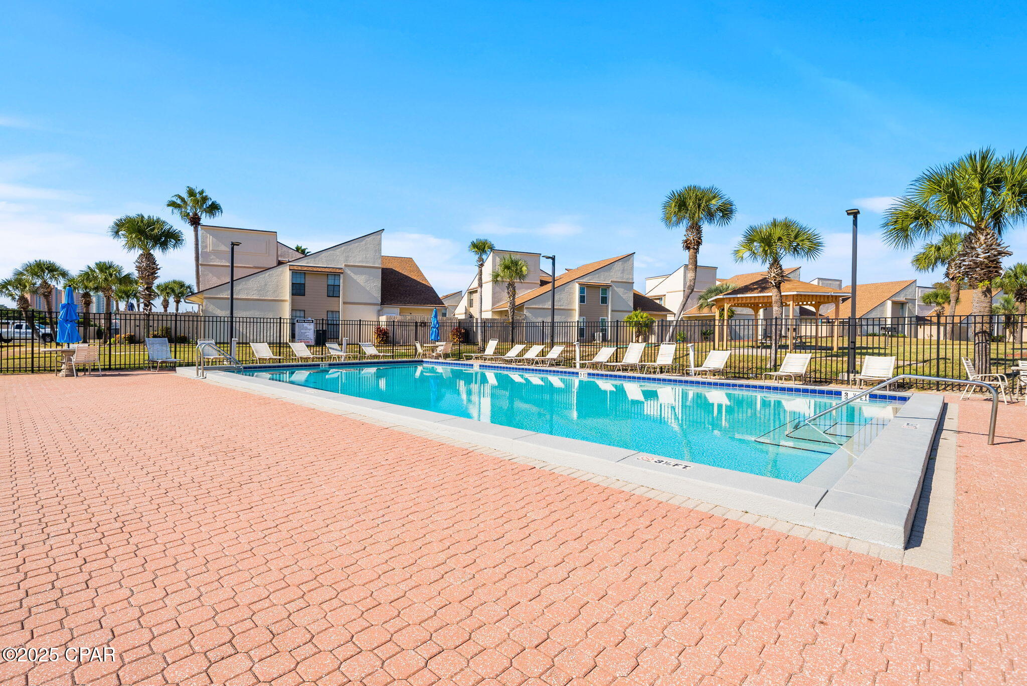 Image 37 For 17462 Front Beach Road 58206