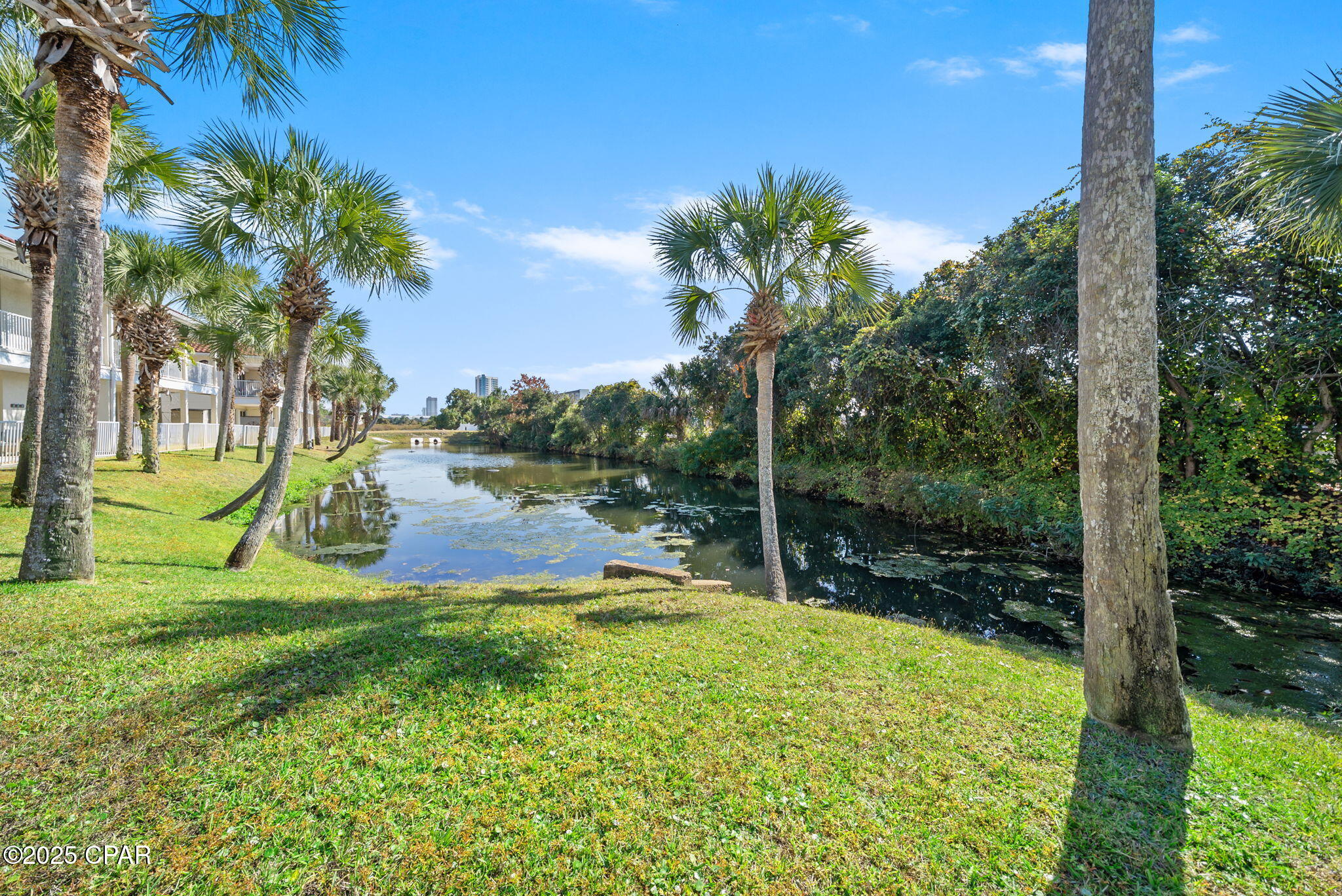 Image 27 For 17462 Front Beach Road 59104