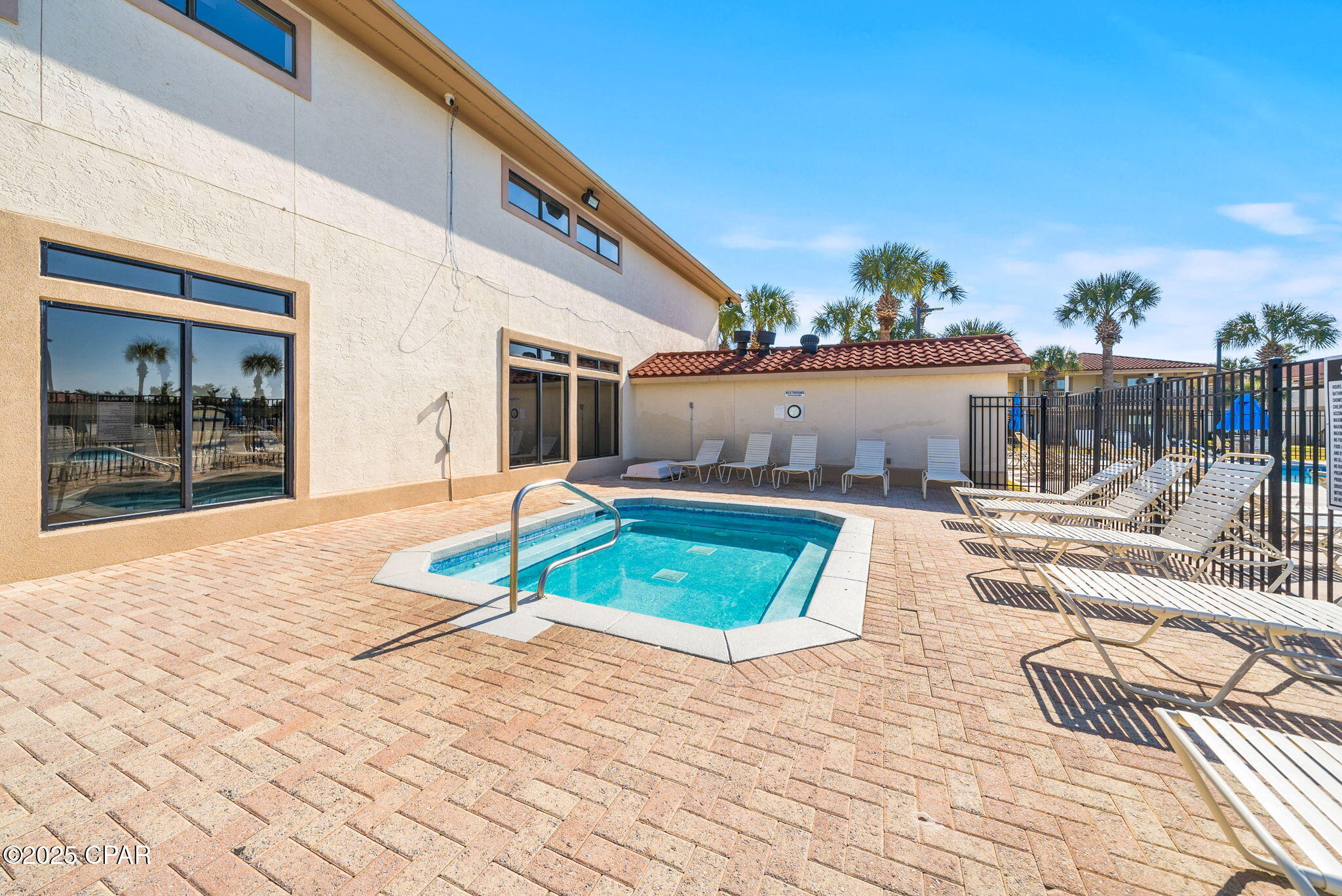 Image 32 For 17462 Front Beach Road 39 D