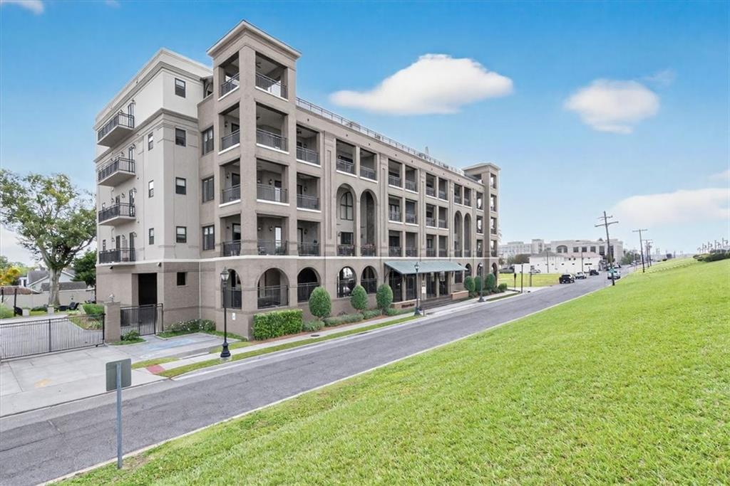 listing main picture