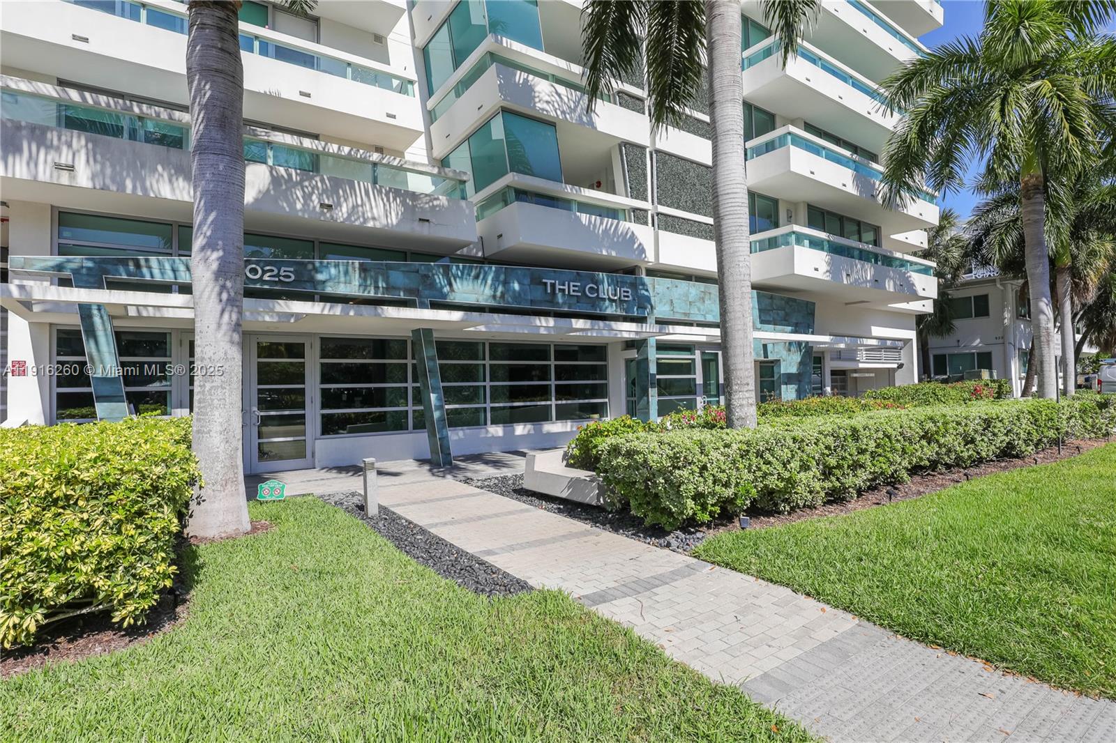 Bay Harbor Club Condo