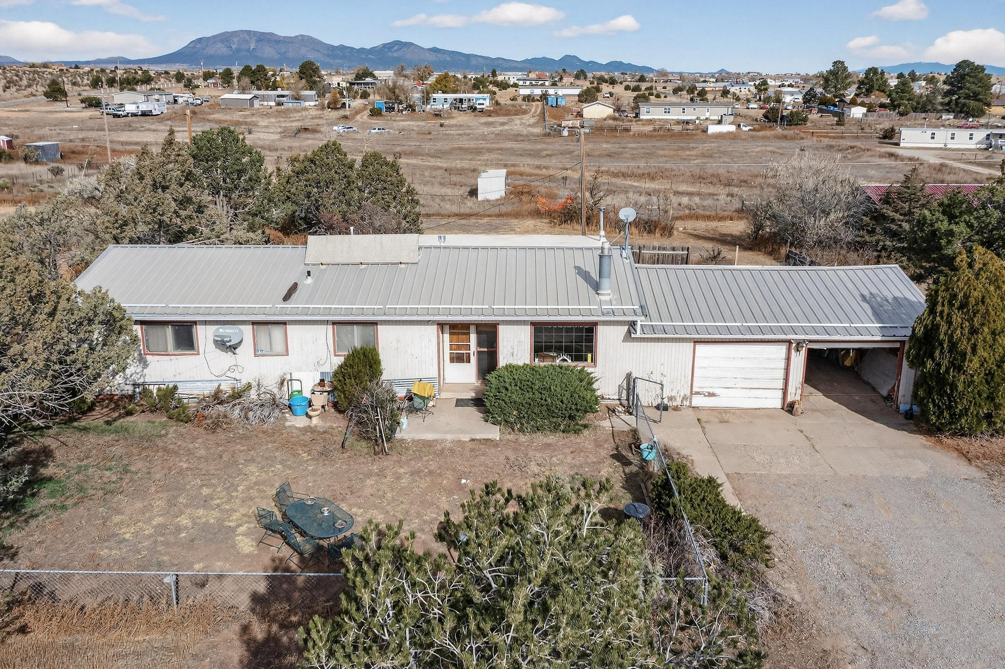 Homes for sale in Edgewood, NM | 109 E Church St, Edgewood, NM 87015 | MLS# 1094724