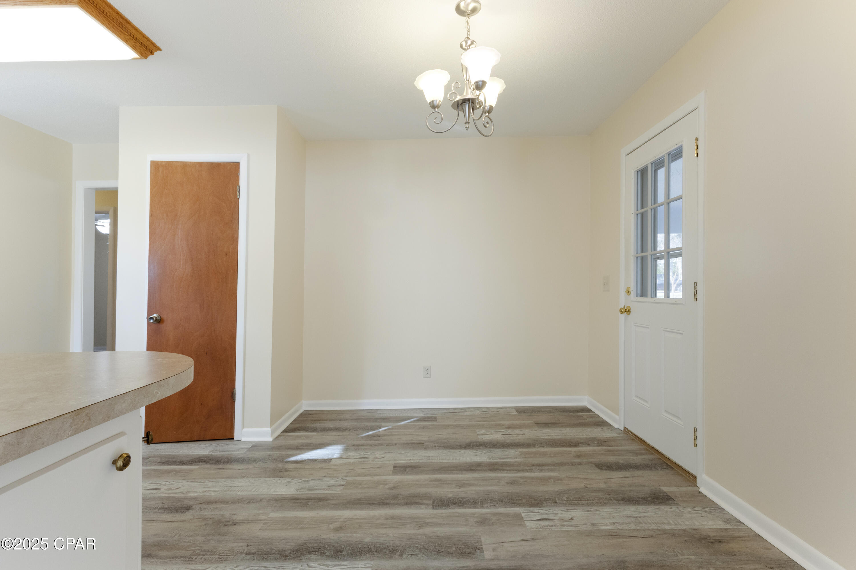 Image 6 For 4934 Donalson Road