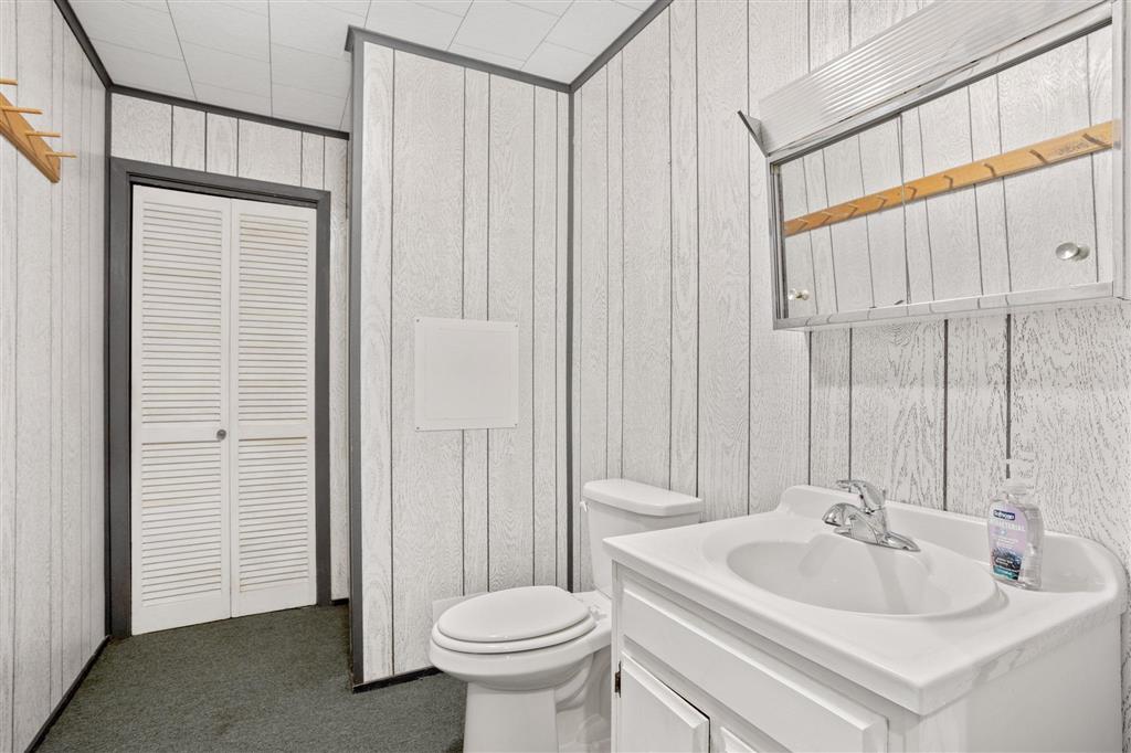 3030 Weil Dr Drive — photo 2