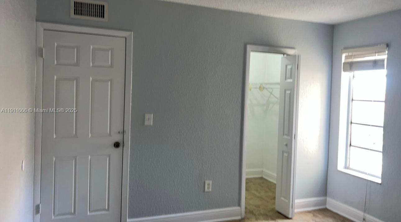 Bella Venezia Condo